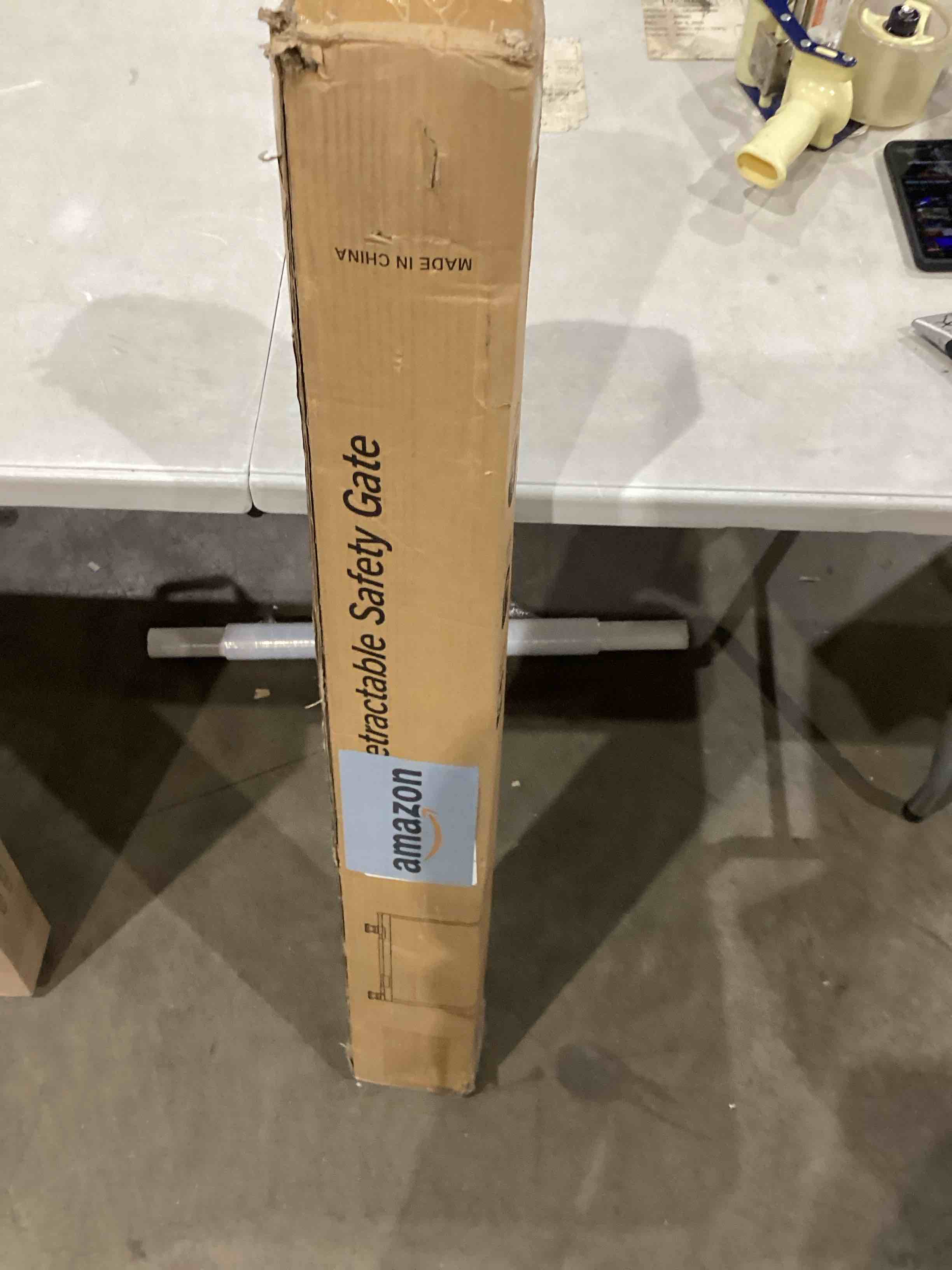 https://s3.amazonaws.com/lotting-images-prod/bidfta/RED4411718_1752500735220.jpeg