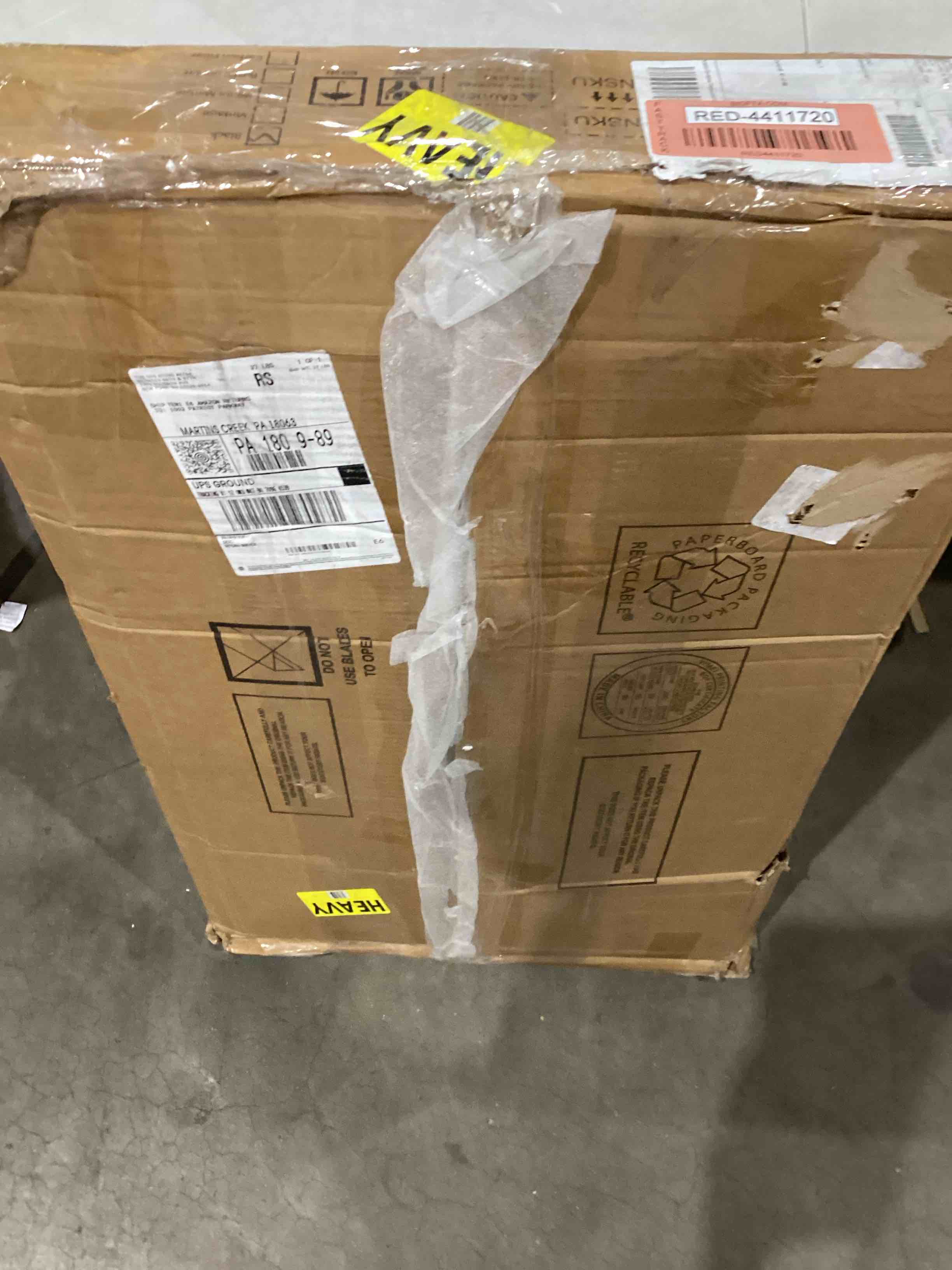 https://s3.amazonaws.com/lotting-images-prod/bidfta/RED4411720_1752503526143.jpeg