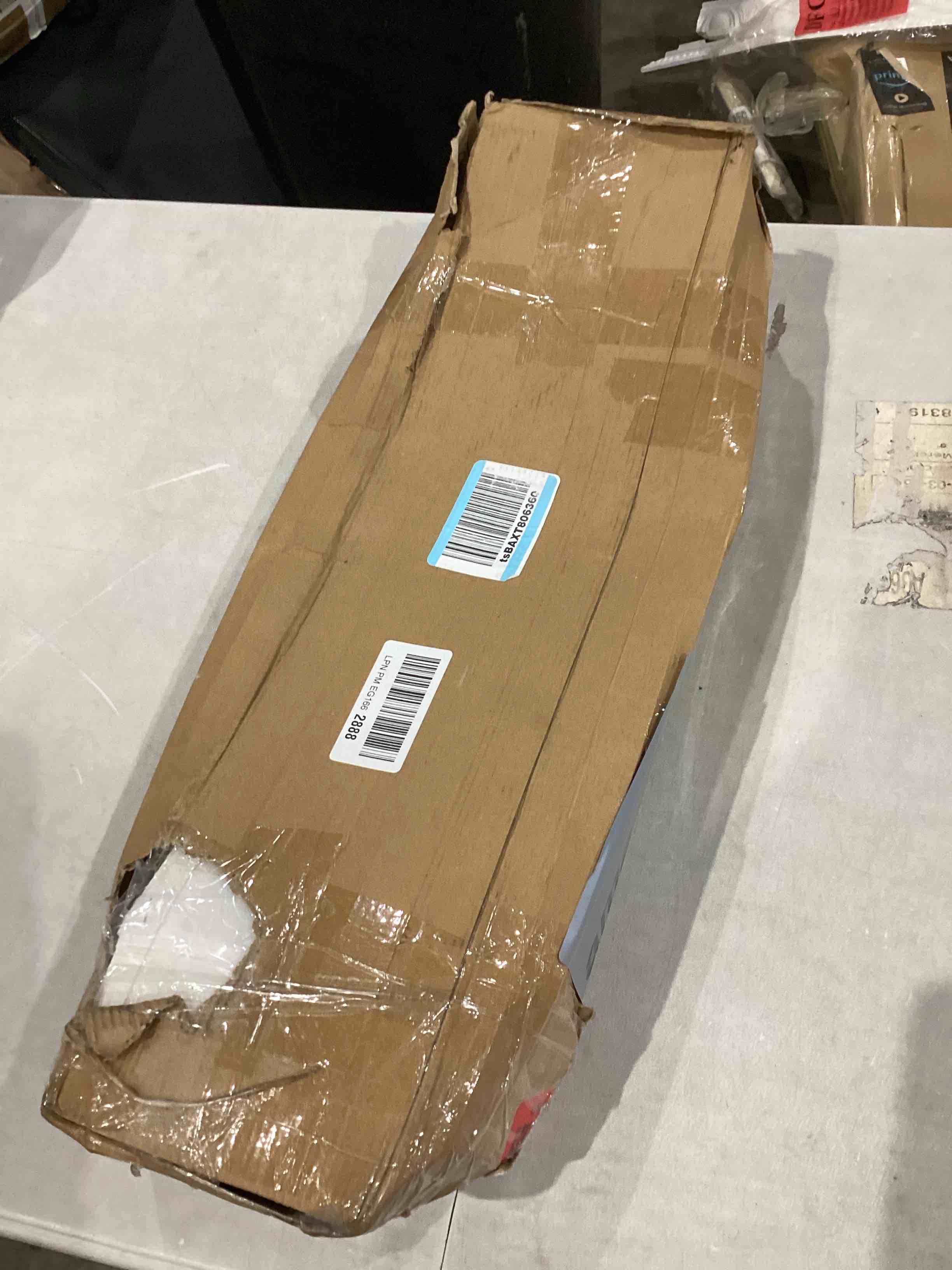 https://s3.amazonaws.com/lotting-images-prod/bidfta/RED4411728_1752502951979.jpeg