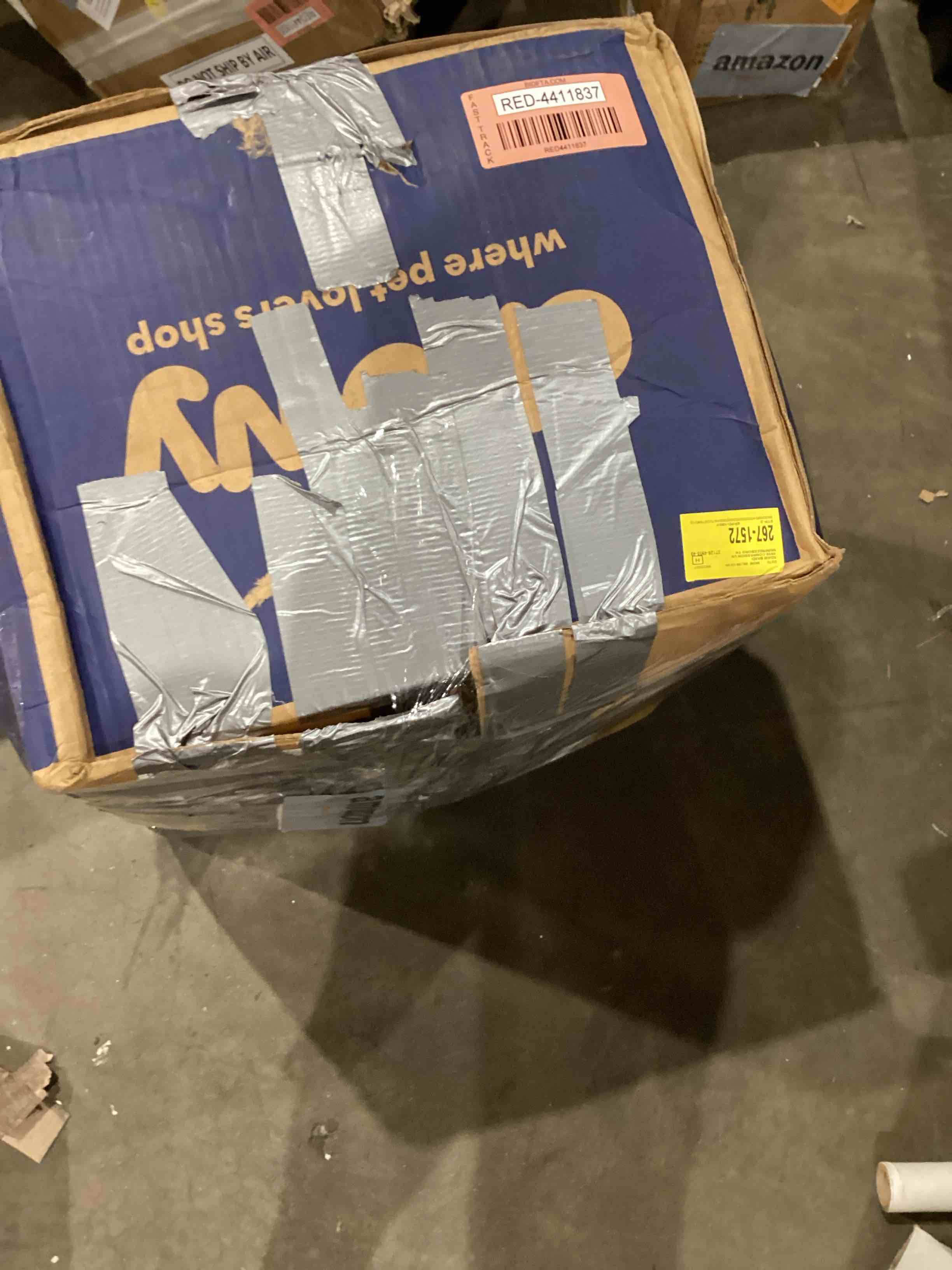 https://s3.amazonaws.com/lotting-images-prod/bidfta/RED4411837_1753370156961.jpeg