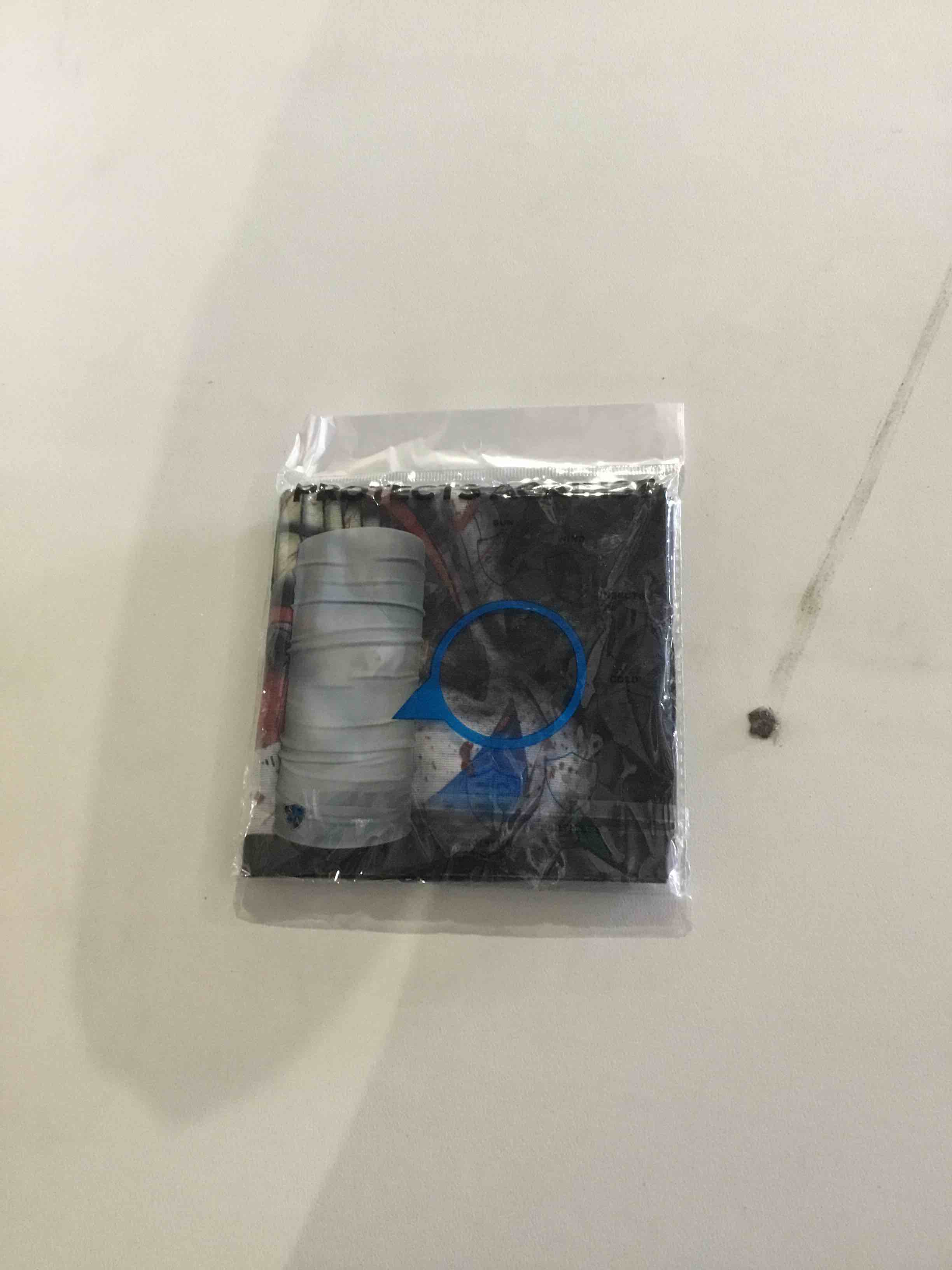 Condition photo showing New/Like New for sa fishing face shield joker