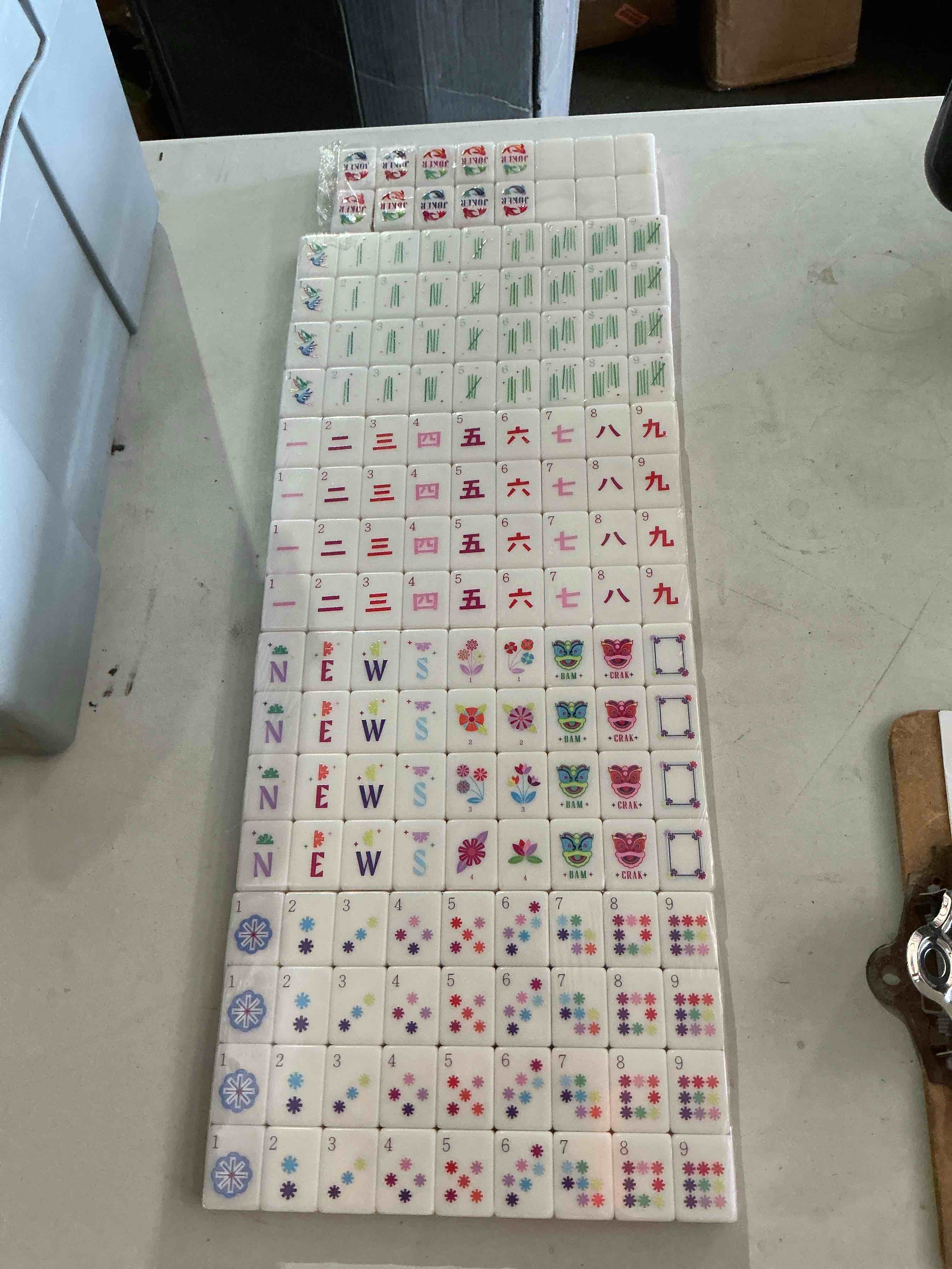 Condition photo showing Good Condition for mahjong co kaleidoscope mahjong tile set