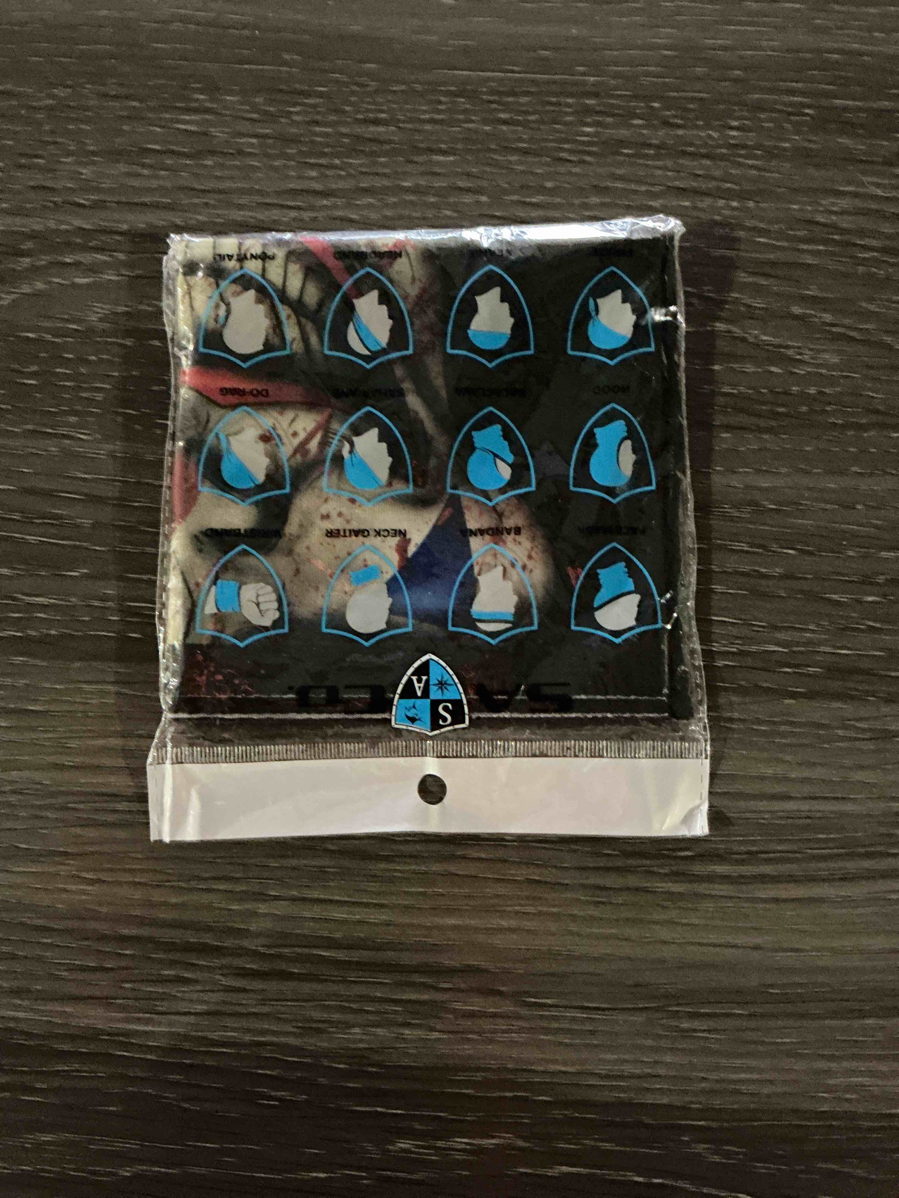 Condition photo showing New/Like New for sa fishing face shield joker