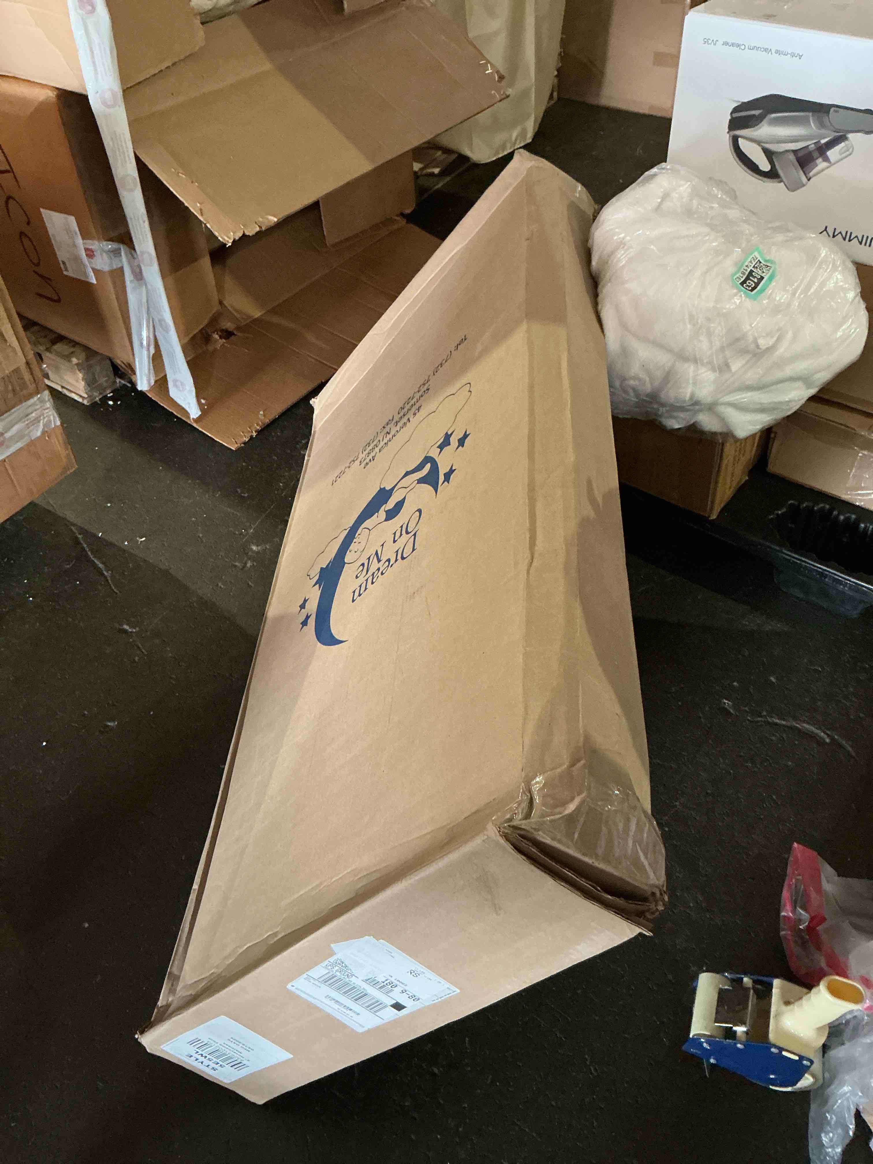 Condition photo showing New/Like New for dream on me honeycomb orthopedic firm fiber standard baby crib mattress, greenguard gold and jpma certified, 5” fiber core optimum support, fits crib and toddler bed, waterproof vinyl cover