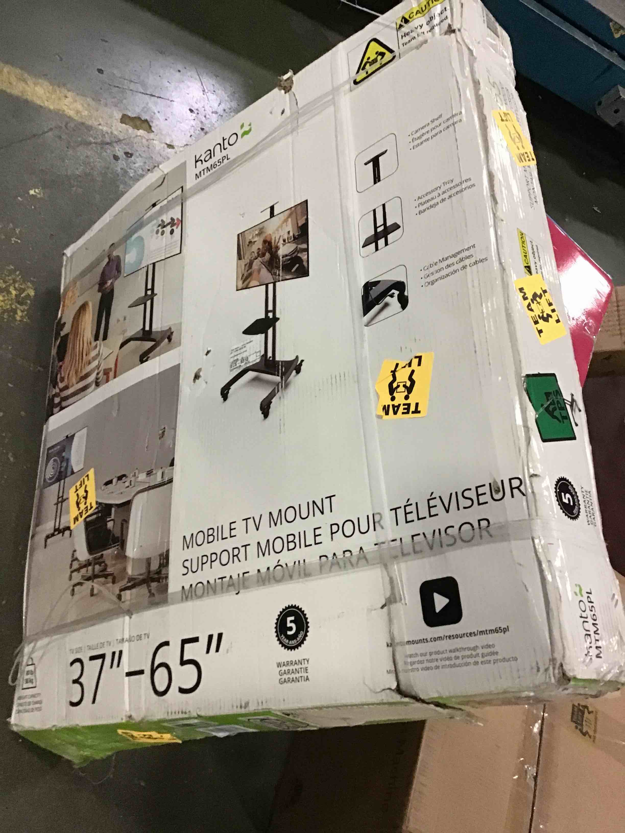 https://s3.amazonaws.com/lotting-images-prod/bidfta/RED4487887_1680892460680.jpeg