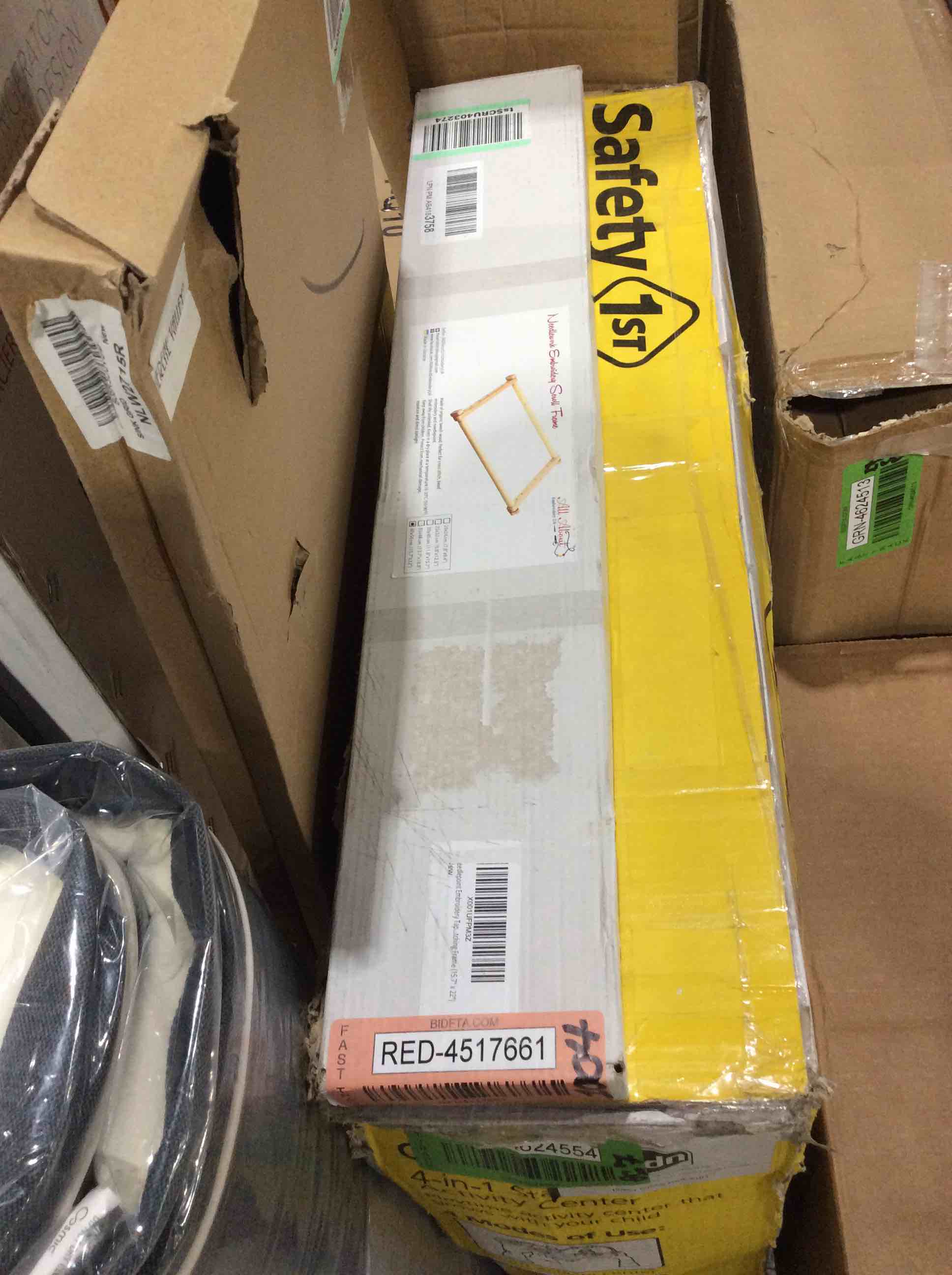 https://s3.amazonaws.com/lotting-images-prod/bidfta/RED4517661_1681487502179.jpeg