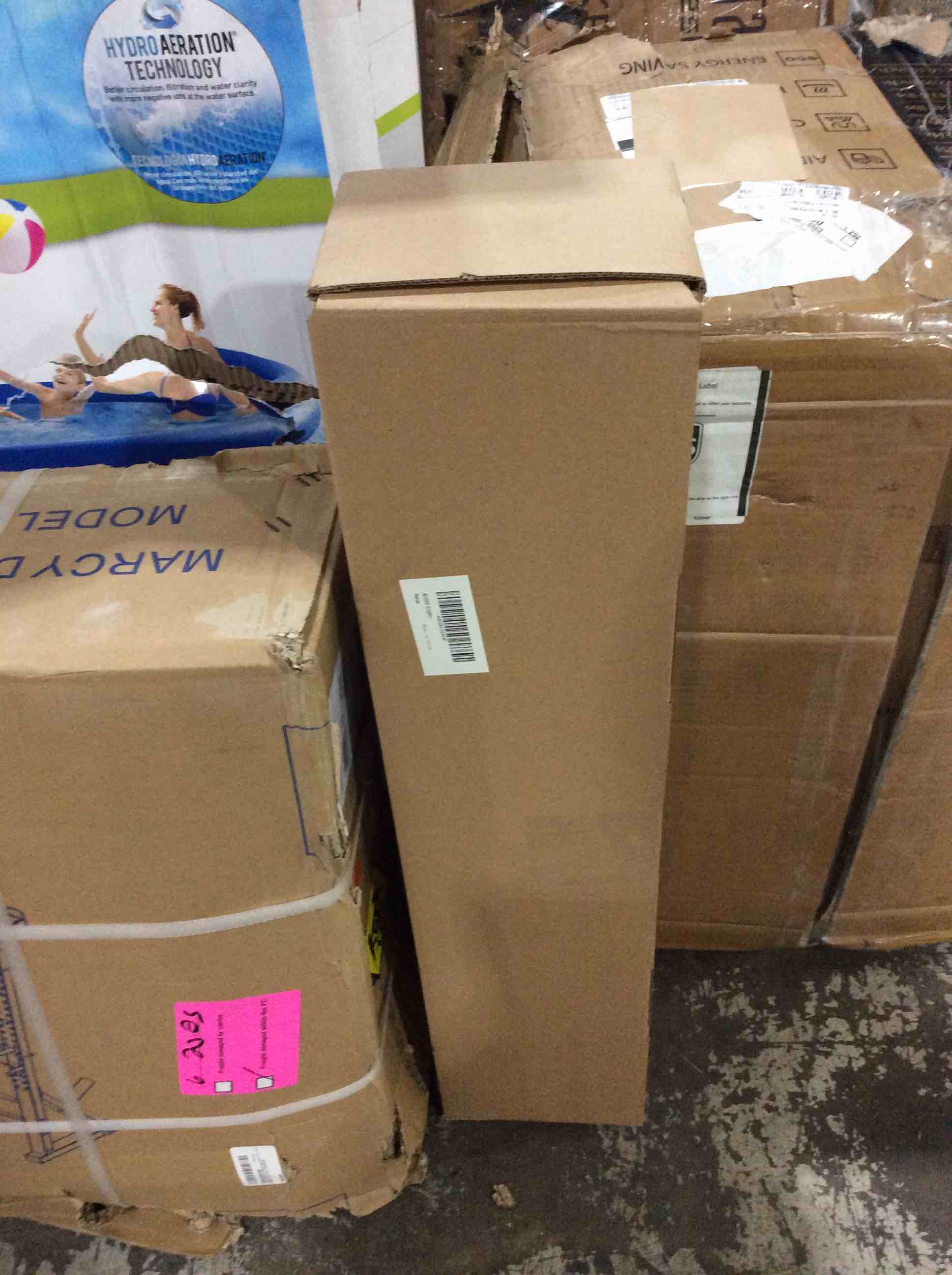 https://s3.amazonaws.com/lotting-images-prod/bidfta/RED4518680_1690989527365.jpeg