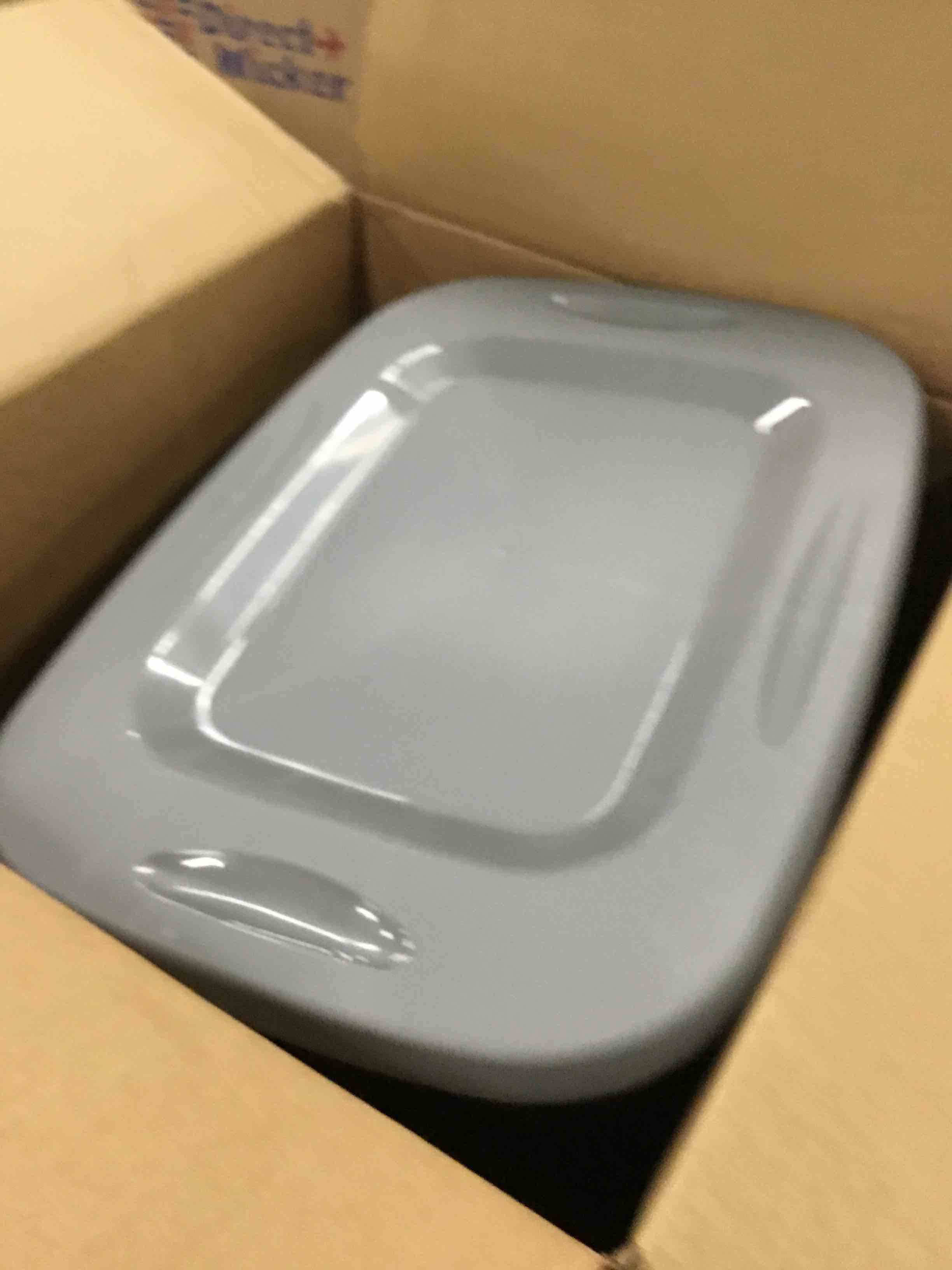 https://s3.amazonaws.com/lotting-images-prod/bidfta/RED4558021_1686675485524.jpeg