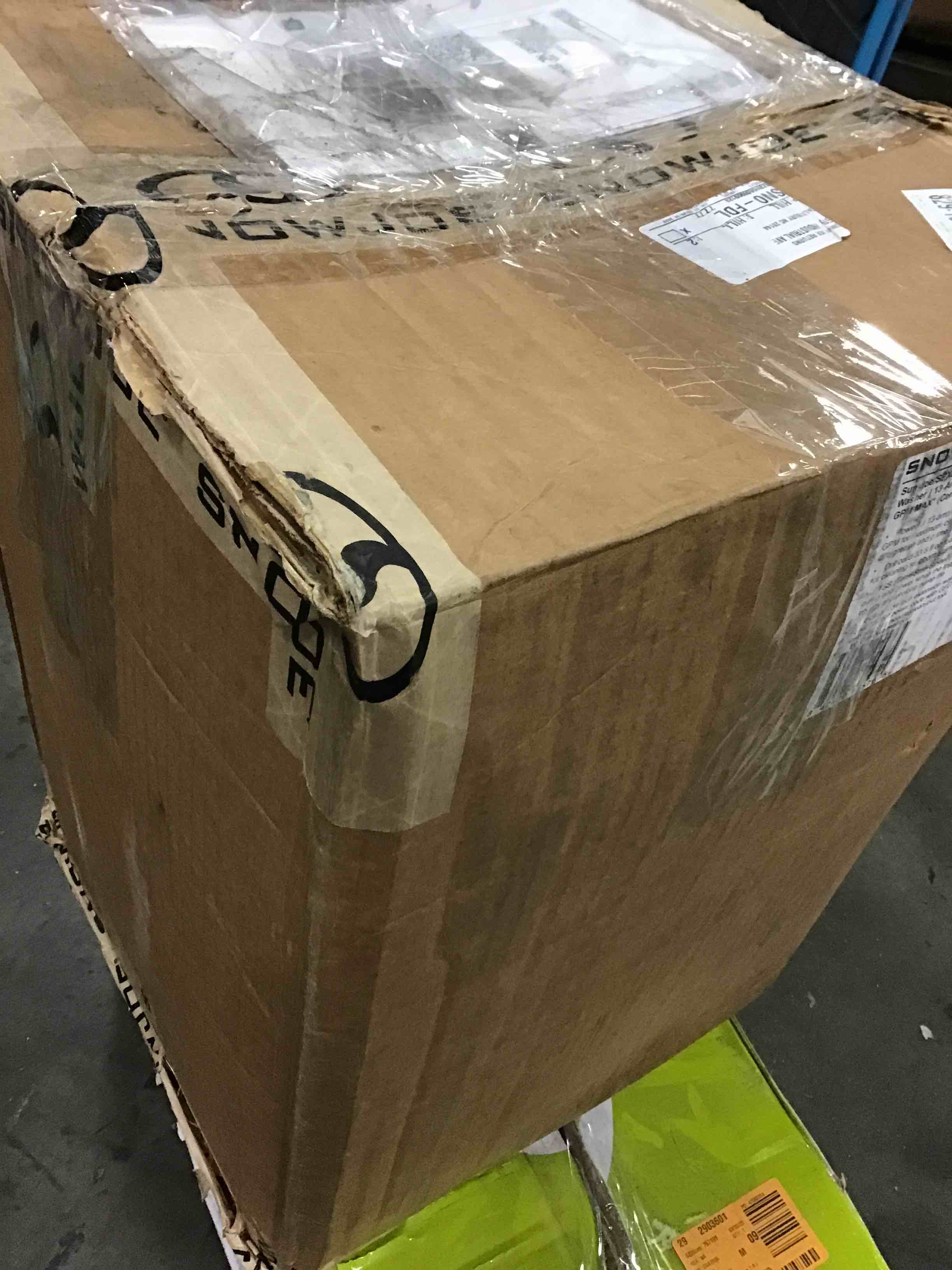 https://s3.amazonaws.com/lotting-images-prod/bidfta/RED4560106_1687525457850.jpeg