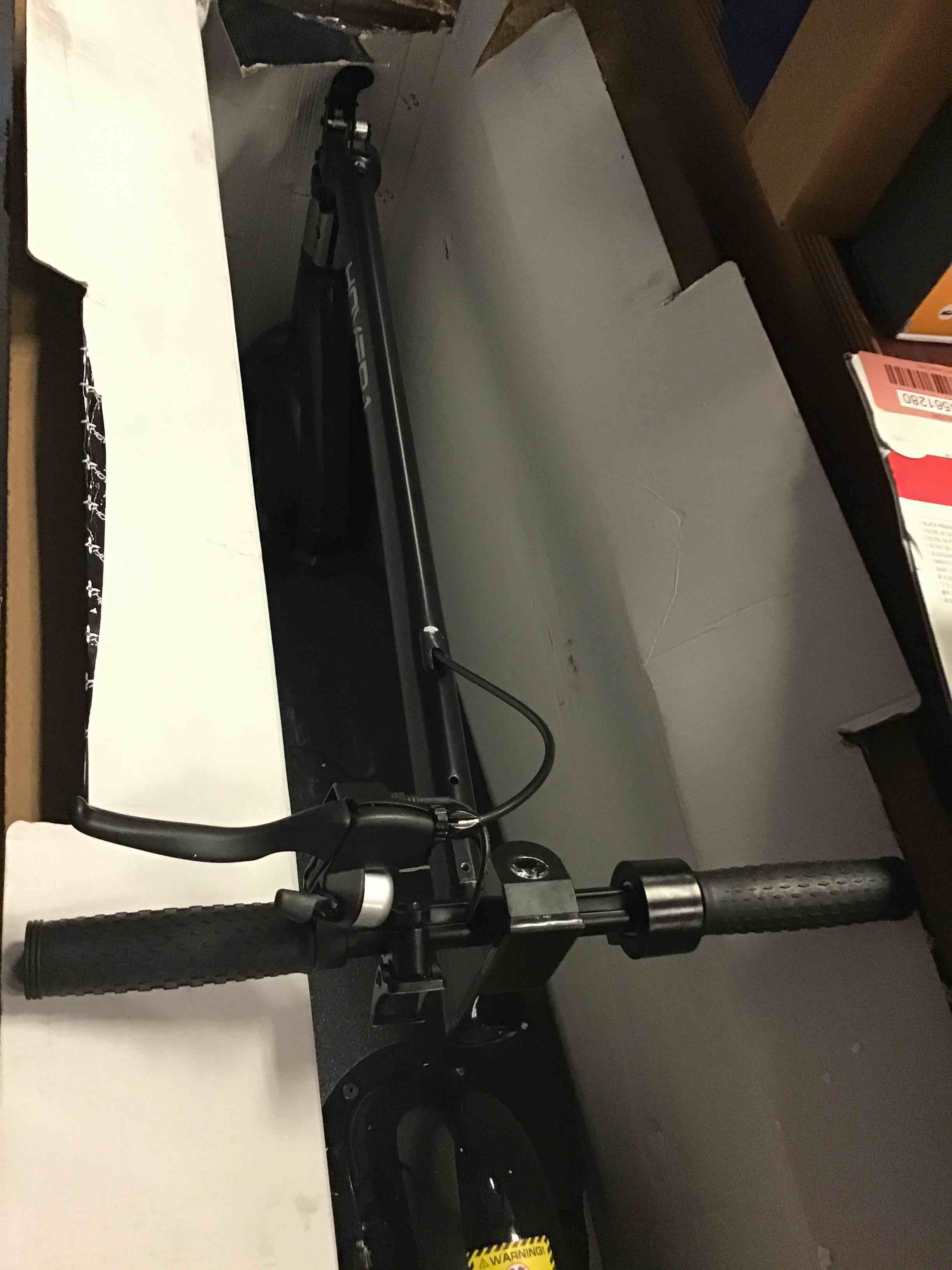 https://s3.amazonaws.com/lotting-images-prod/bidfta/RED4561294_1691609895092.jpeg