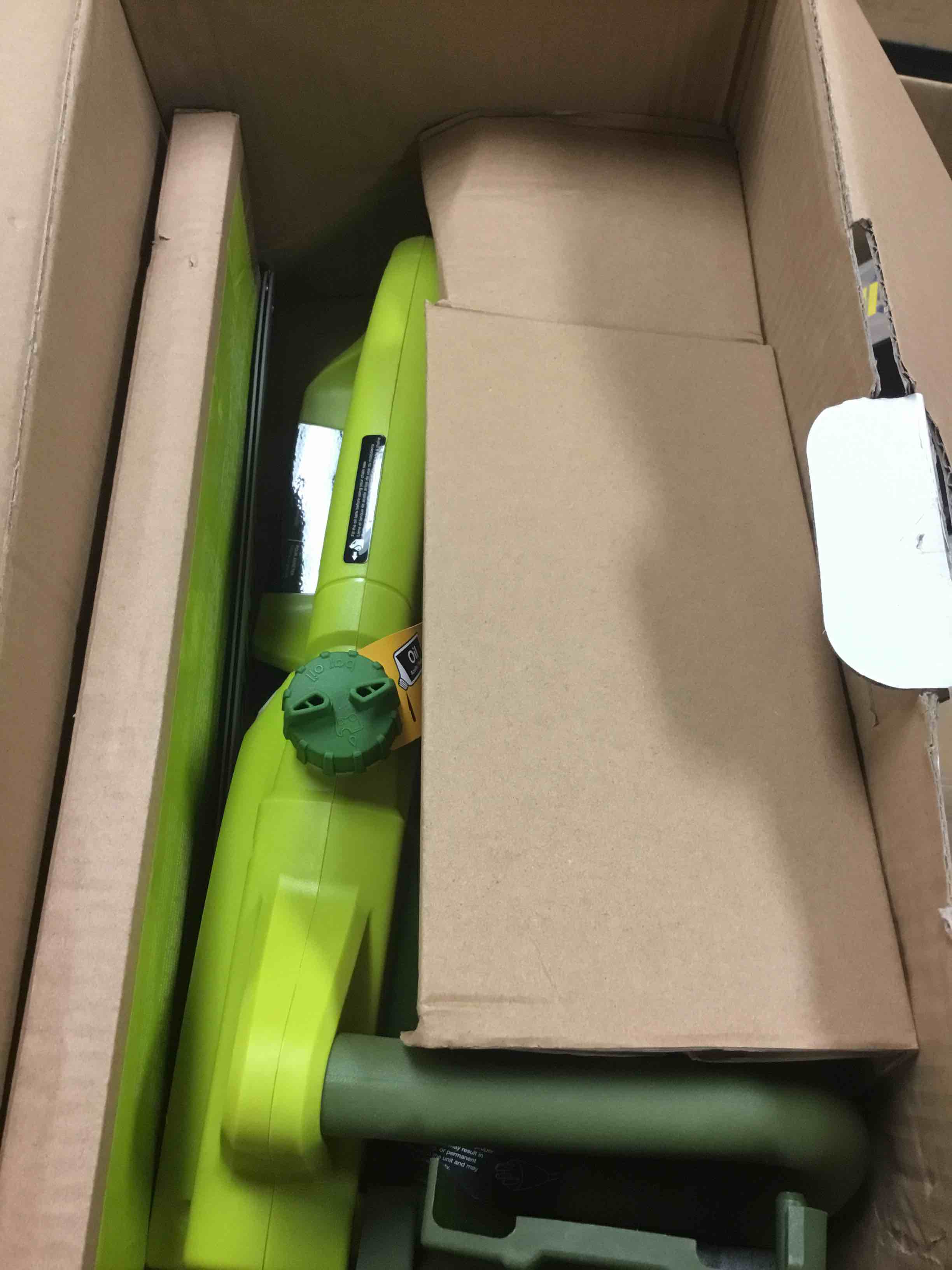 https://s3.amazonaws.com/lotting-images-prod/bidfta/RED4561823_1701376317166.jpeg