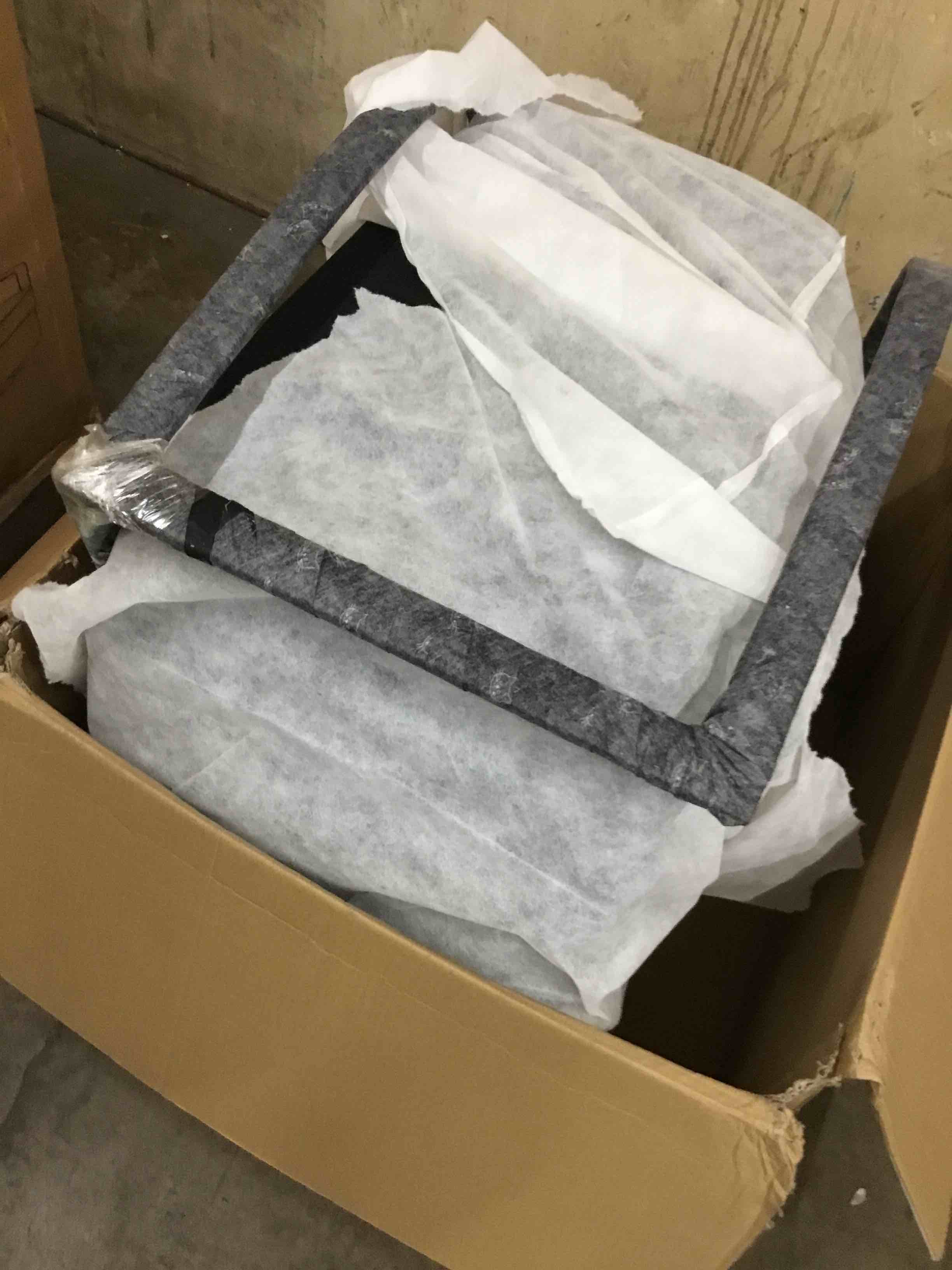 https://s3.amazonaws.com/lotting-images-prod/bidfta/RED4563657_1689349481684.jpeg
