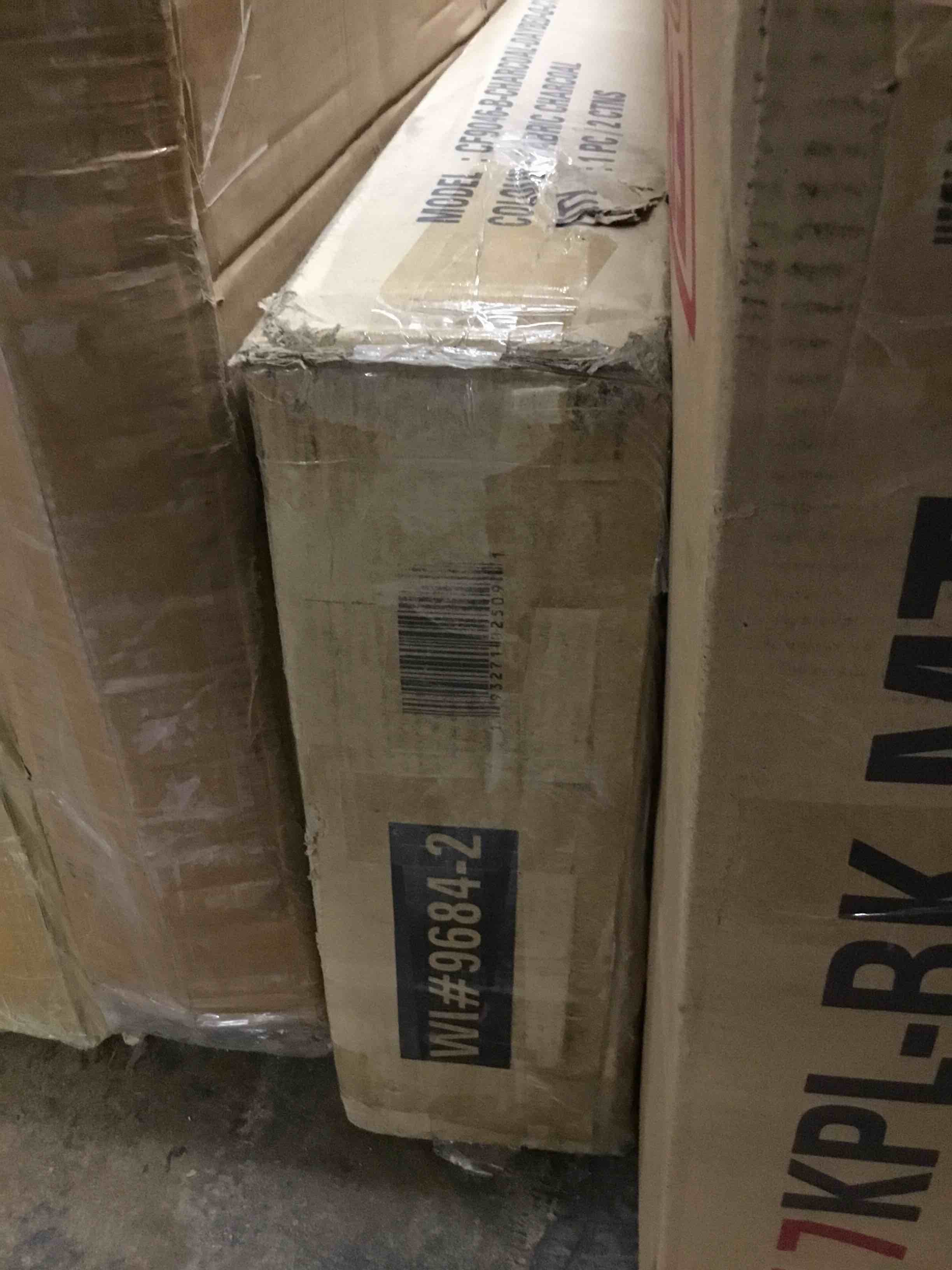 https://s3.amazonaws.com/lotting-images-prod/bidfta/RED4564566_1690904568167.jpeg