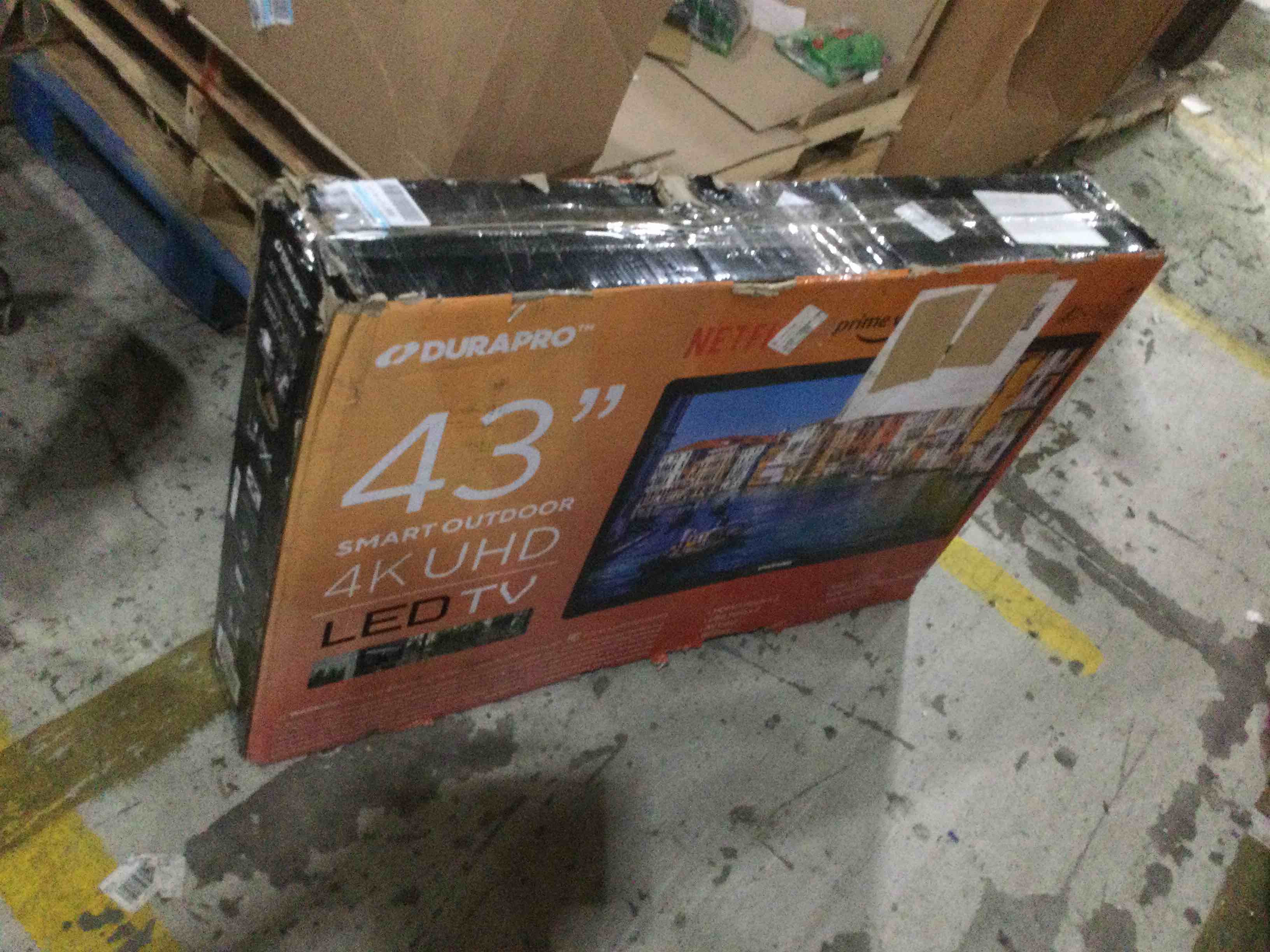 https://s3.amazonaws.com/lotting-images-prod/bidfta/RED4593448_1689699047033.jpeg