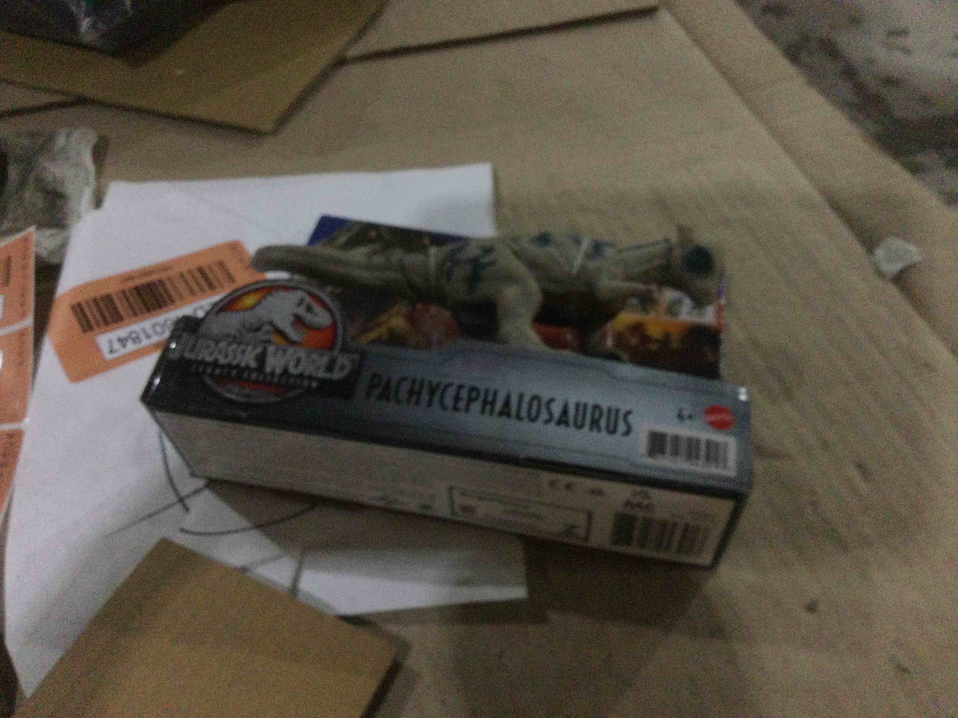 https://s3.amazonaws.com/lotting-images-prod/bidfta/RED4593451_1689698442449.jpeg