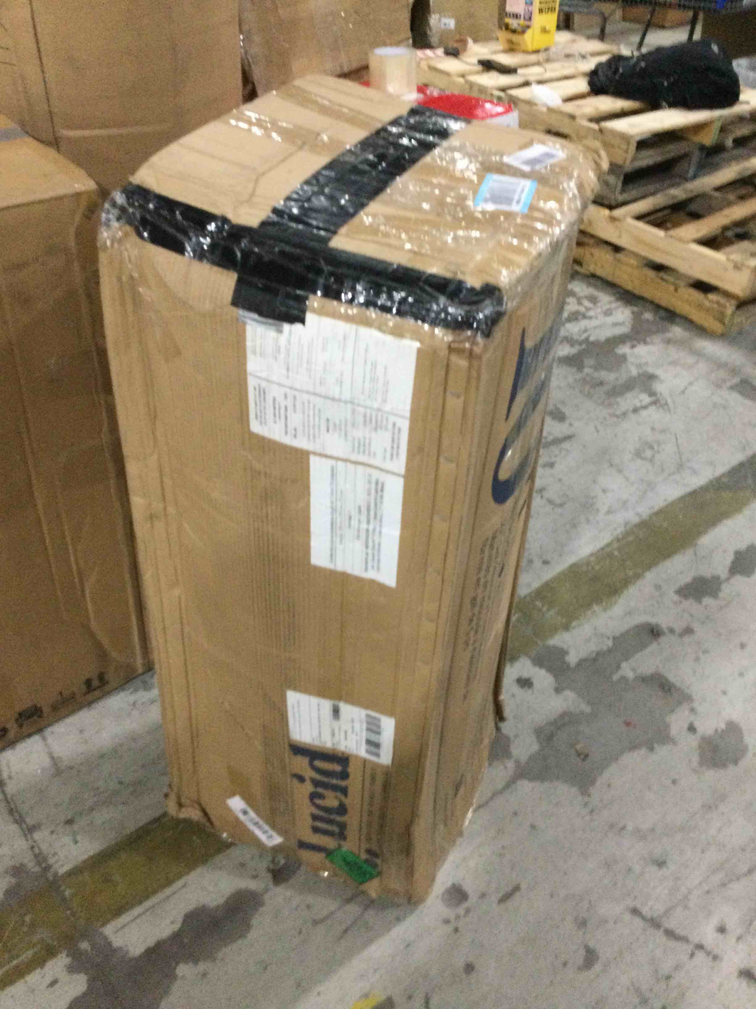 https://s3.amazonaws.com/lotting-images-prod/bidfta/RED4594161_1694011687164.jpeg