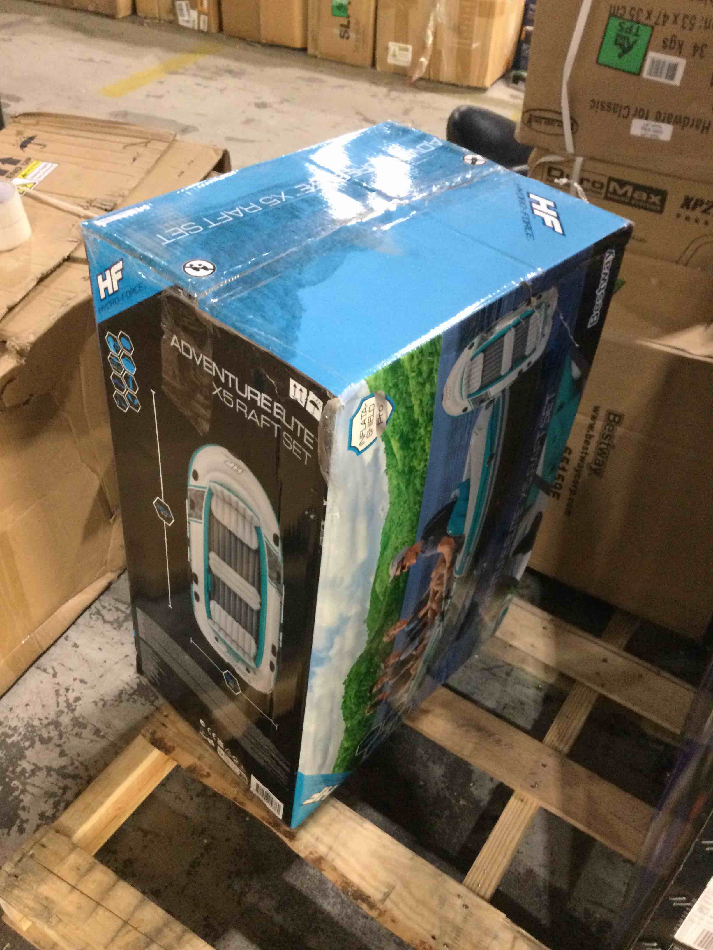 https://s3.amazonaws.com/lotting-images-prod/bidfta/RED4594236_1694035145015.jpeg