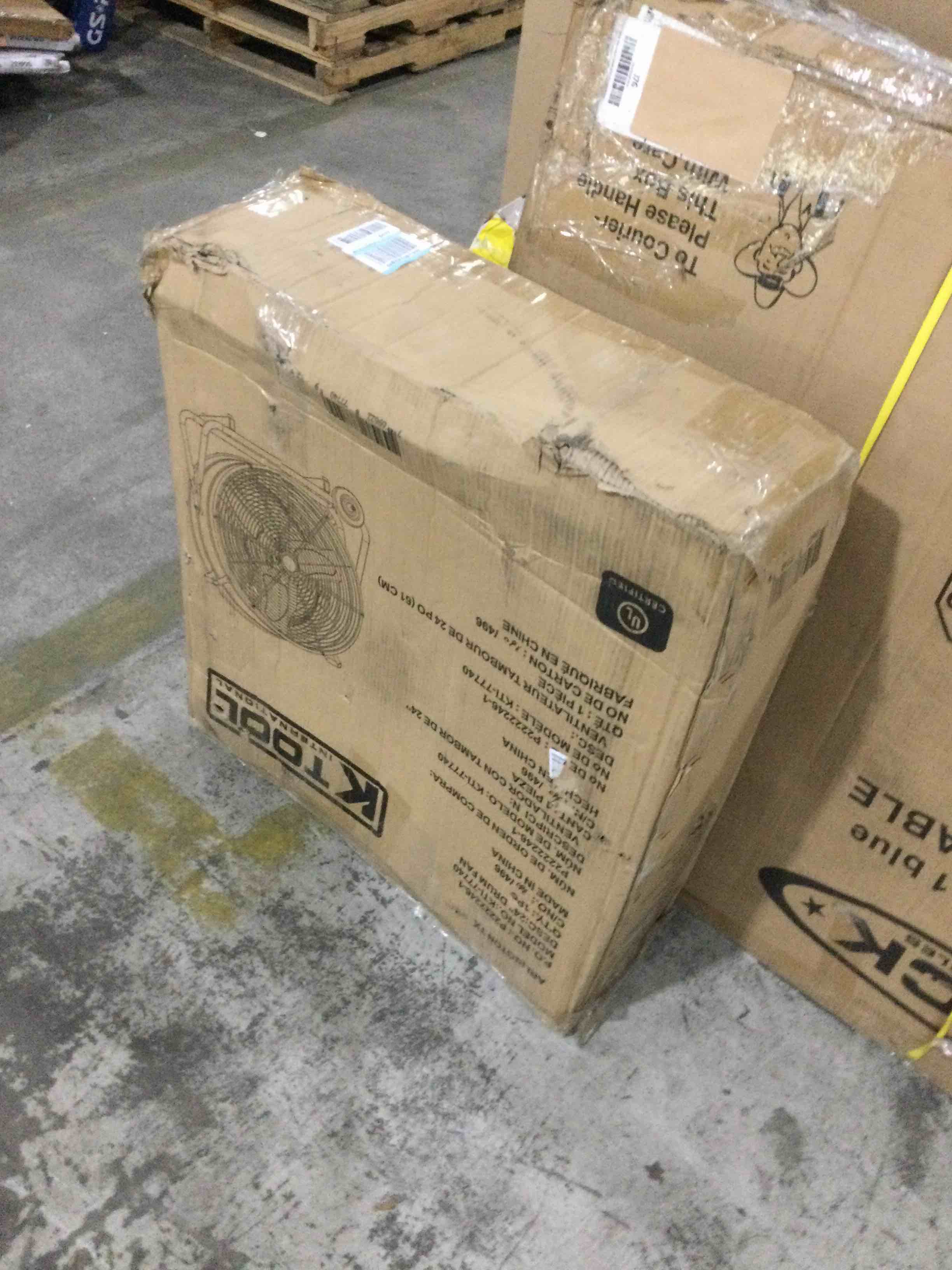 https://s3.amazonaws.com/lotting-images-prod/bidfta/RED4594354_1694186736049.jpeg