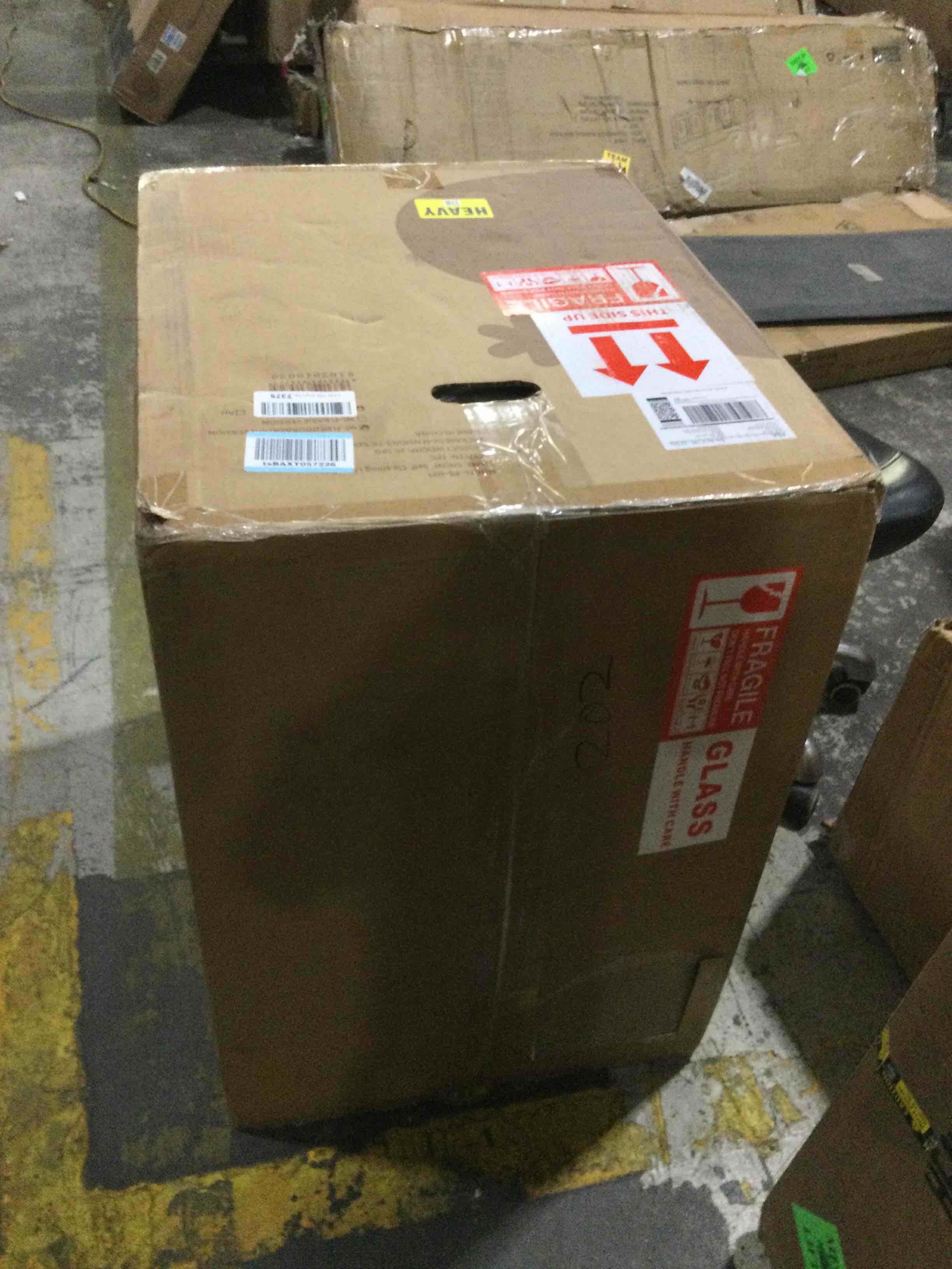 https://s3.amazonaws.com/lotting-images-prod/bidfta/RED4594425_1694201800613.jpeg