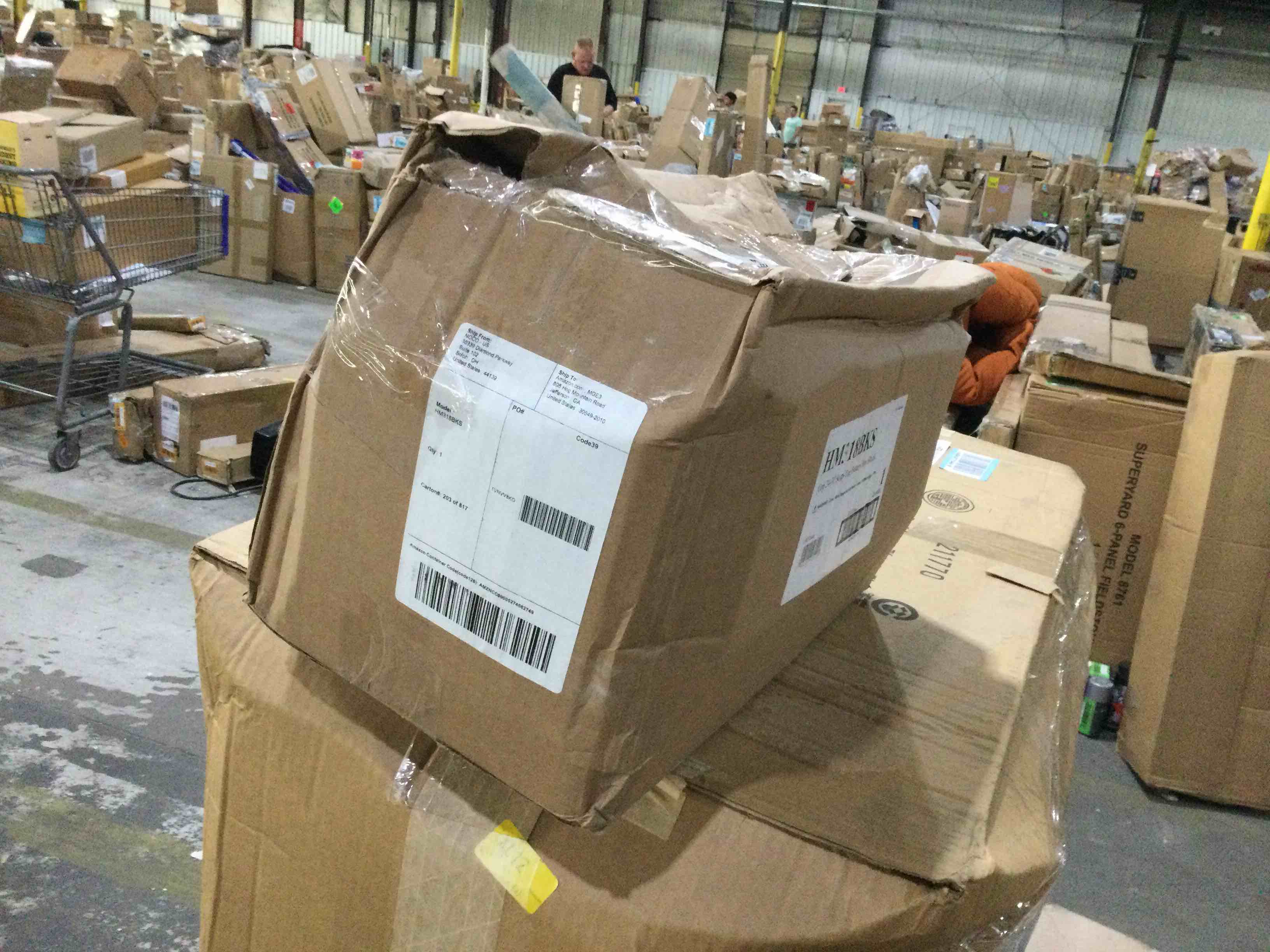 https://s3.amazonaws.com/lotting-images-prod/bidfta/RED4594428_1694201123685.jpeg