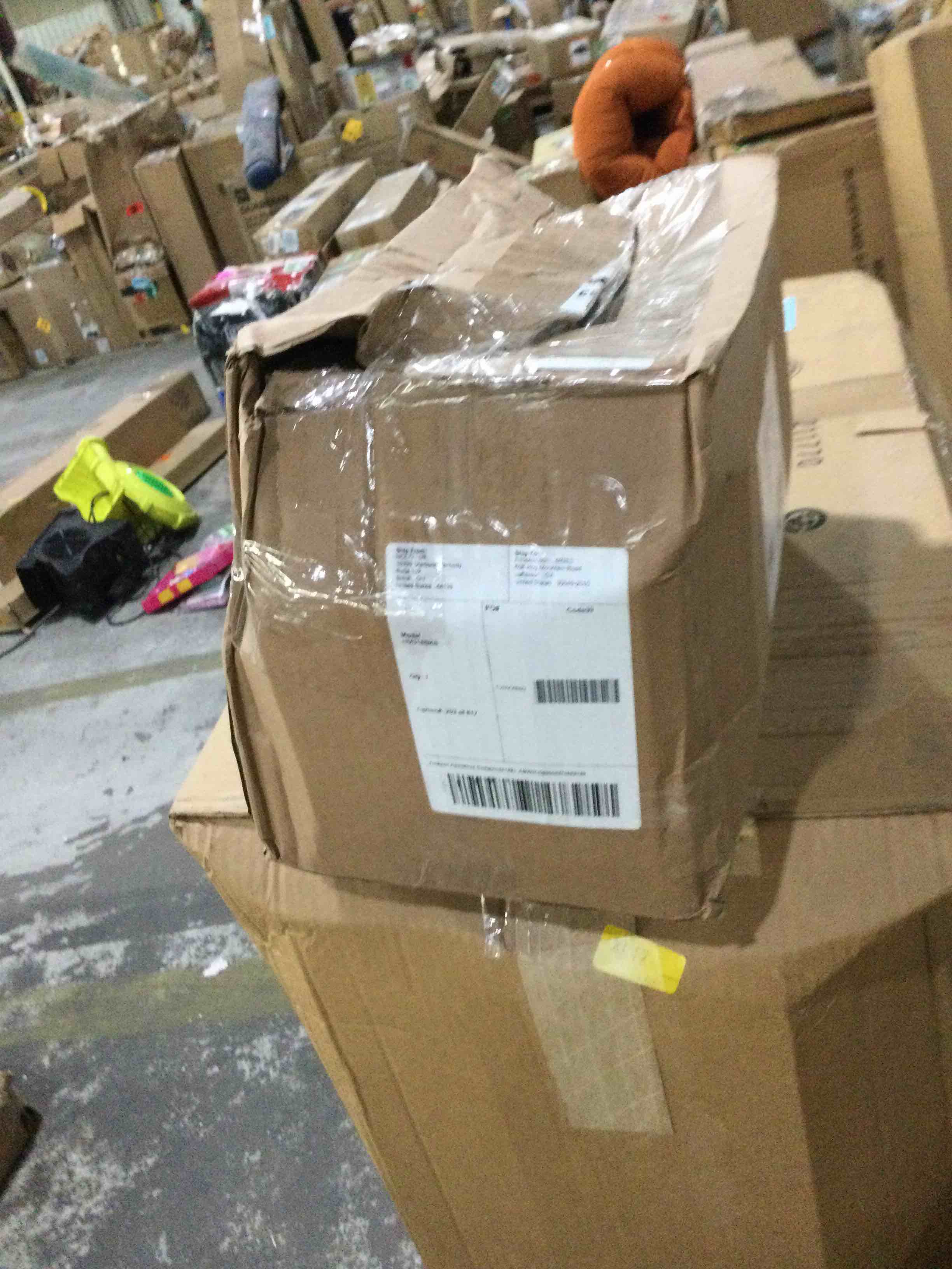 https://s3.amazonaws.com/lotting-images-prod/bidfta/RED4594428_1694201126011.jpeg