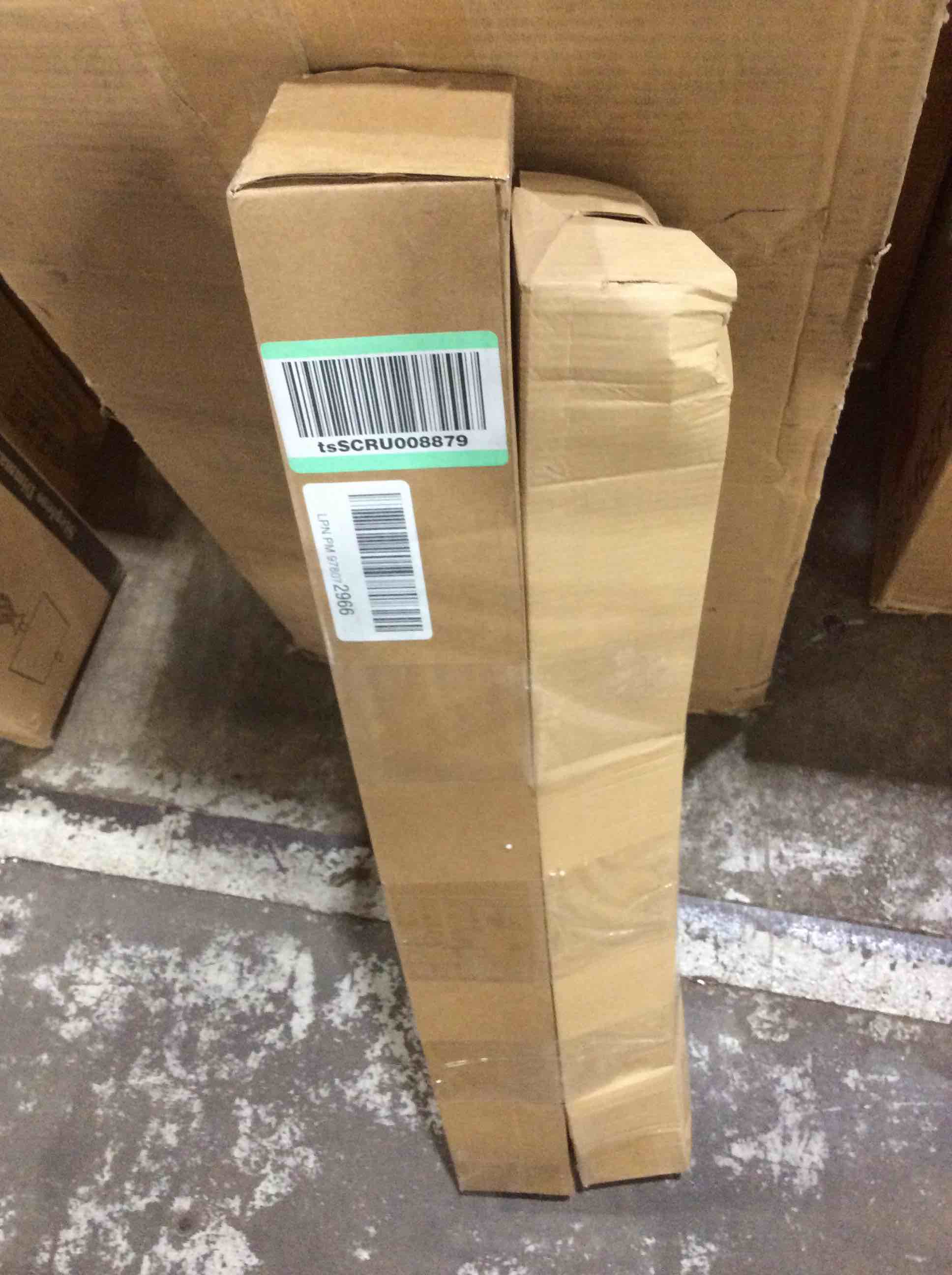 https://s3.amazonaws.com/lotting-images-prod/bidfta/RED4596730_1686946991972.jpeg