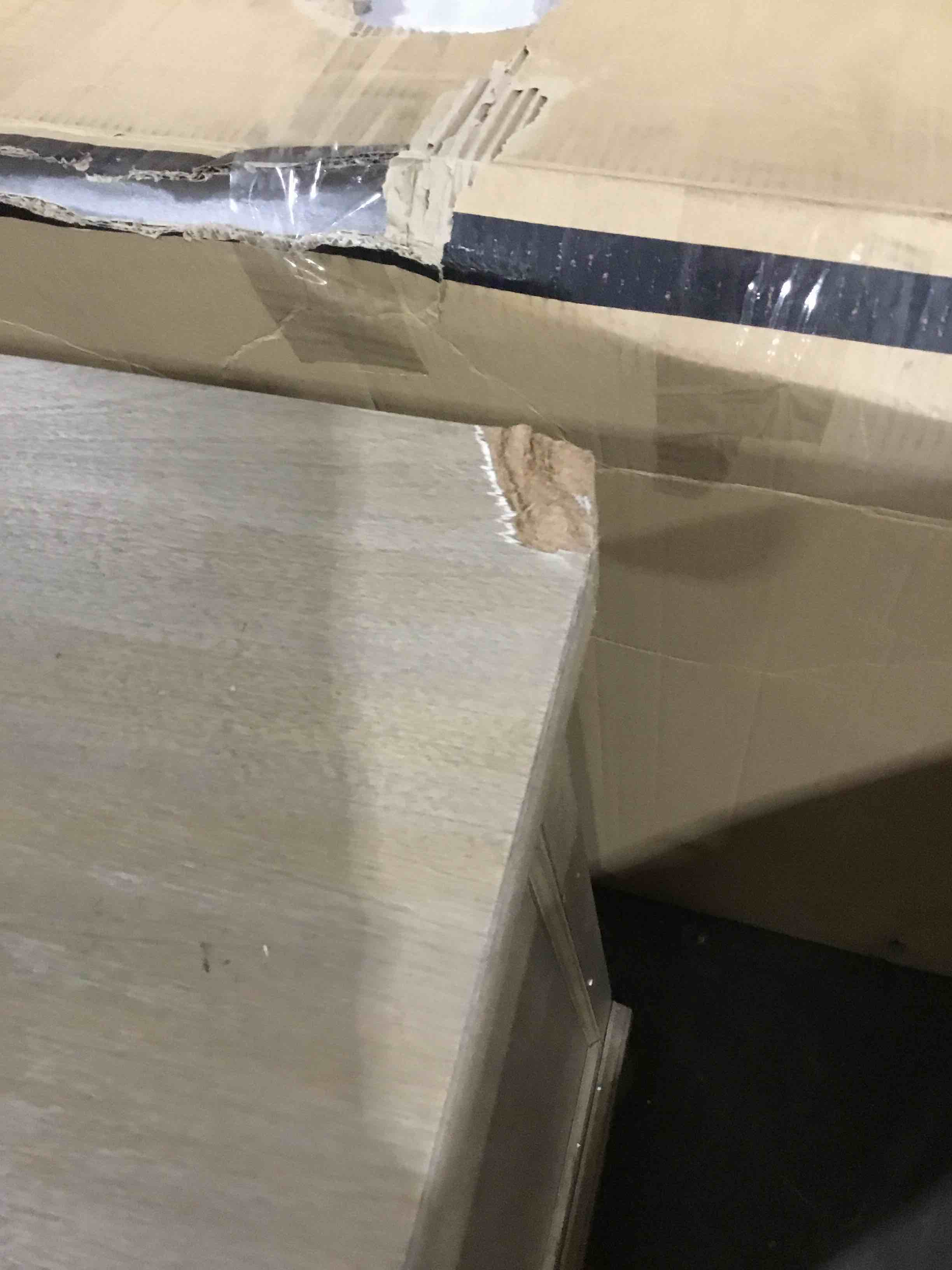 https://s3.amazonaws.com/lotting-images-prod/bidfta/RED4598520_1700146163614.jpeg