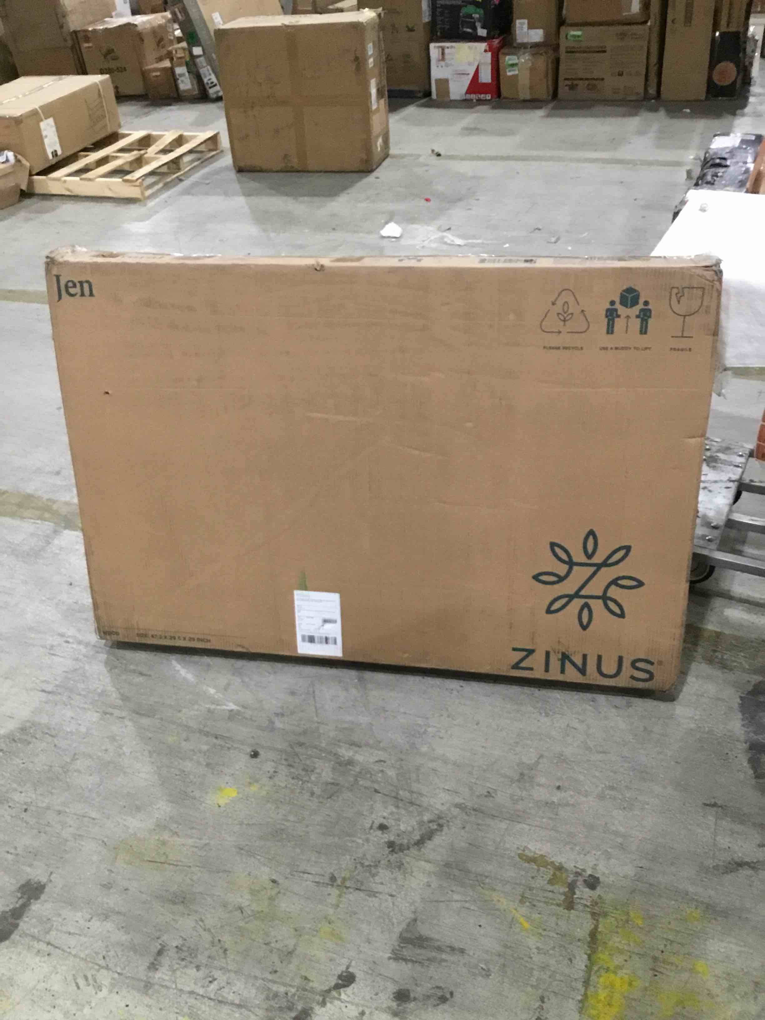 https://s3.amazonaws.com/lotting-images-prod/bidfta/RED4599549_1695131808660.jpeg