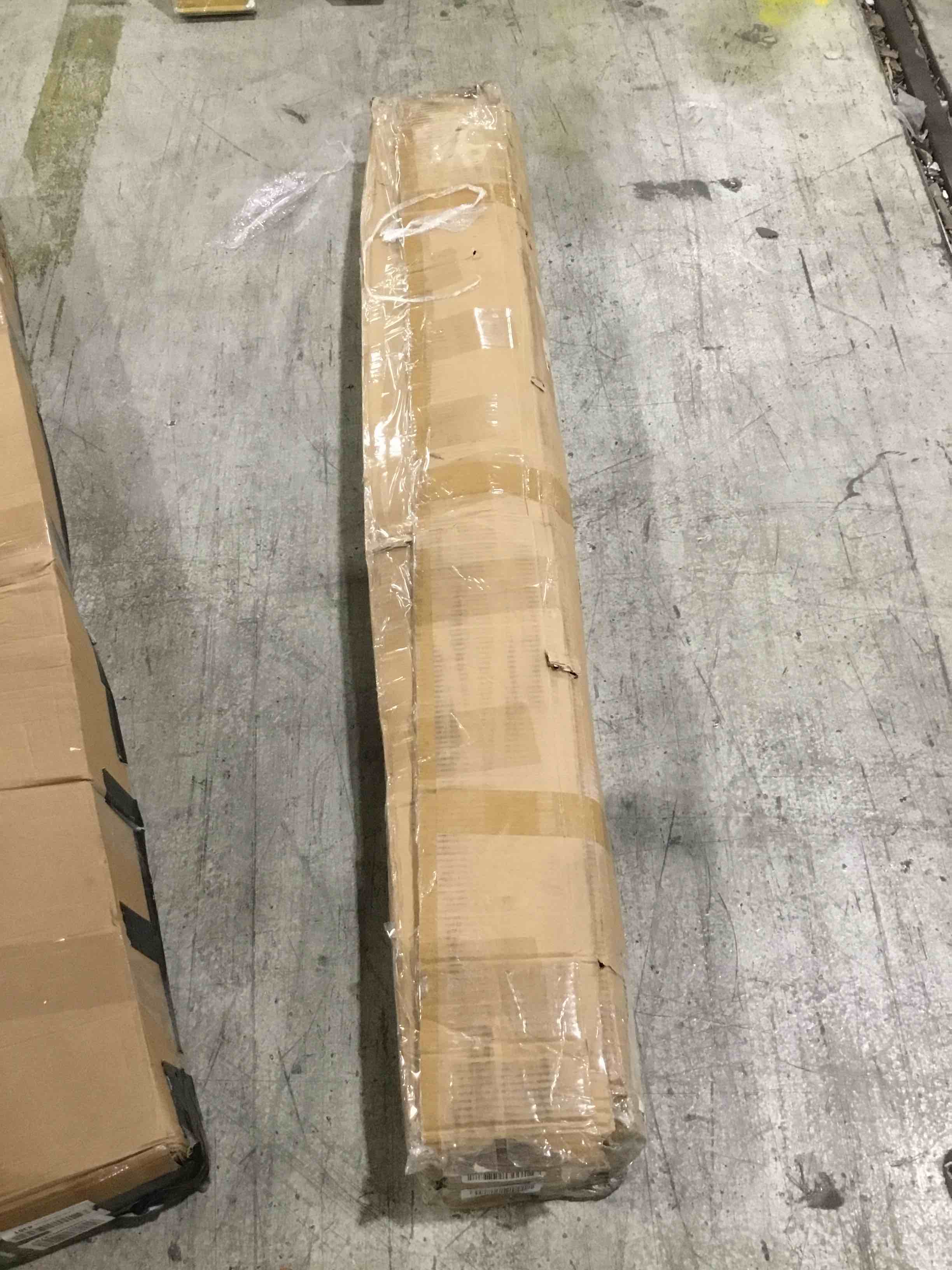 https://s3.amazonaws.com/lotting-images-prod/bidfta/RED4599559_1695134198432.jpeg
