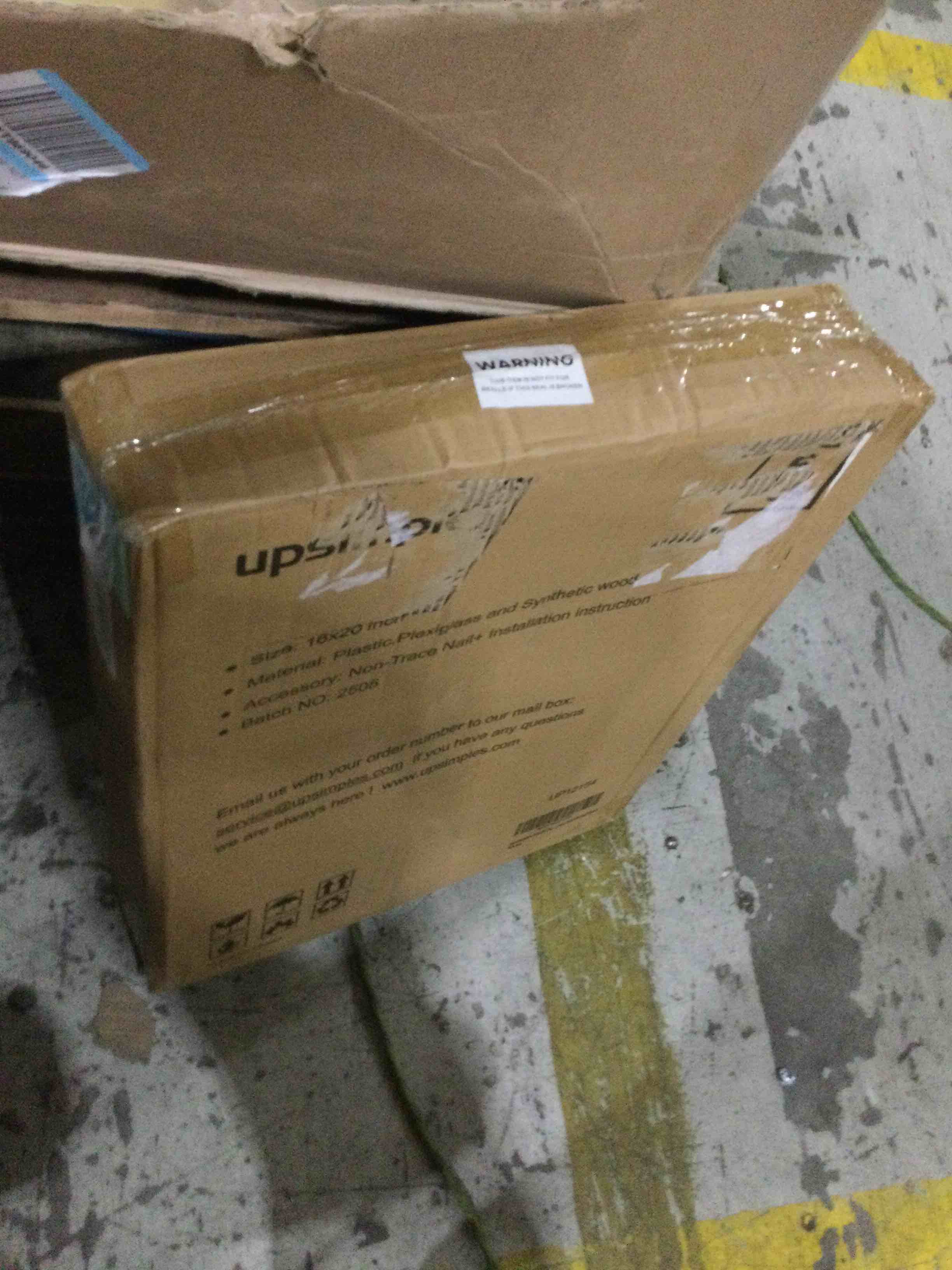https://s3.amazonaws.com/lotting-images-prod/bidfta/RED4601349_1688755132203.jpeg