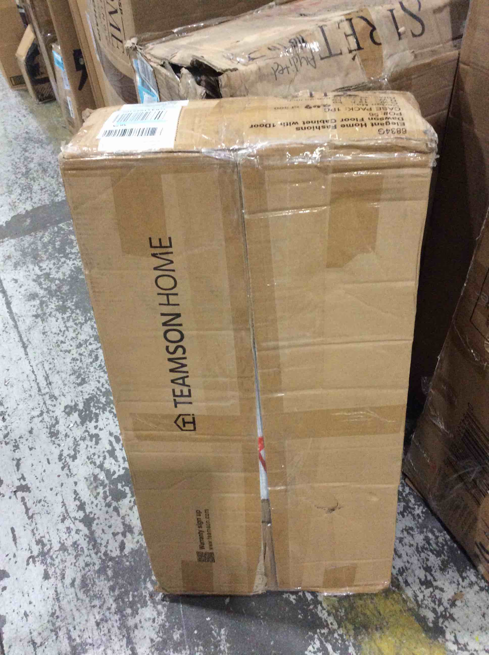 https://s3.amazonaws.com/lotting-images-prod/bidfta/RED4602139_1689692286400.jpeg