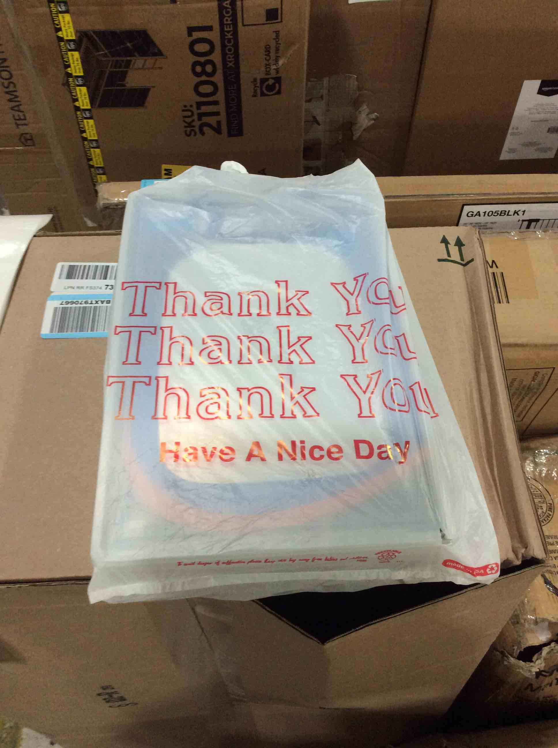 https://s3.amazonaws.com/lotting-images-prod/bidfta/RED4602148_1689695295476.jpeg