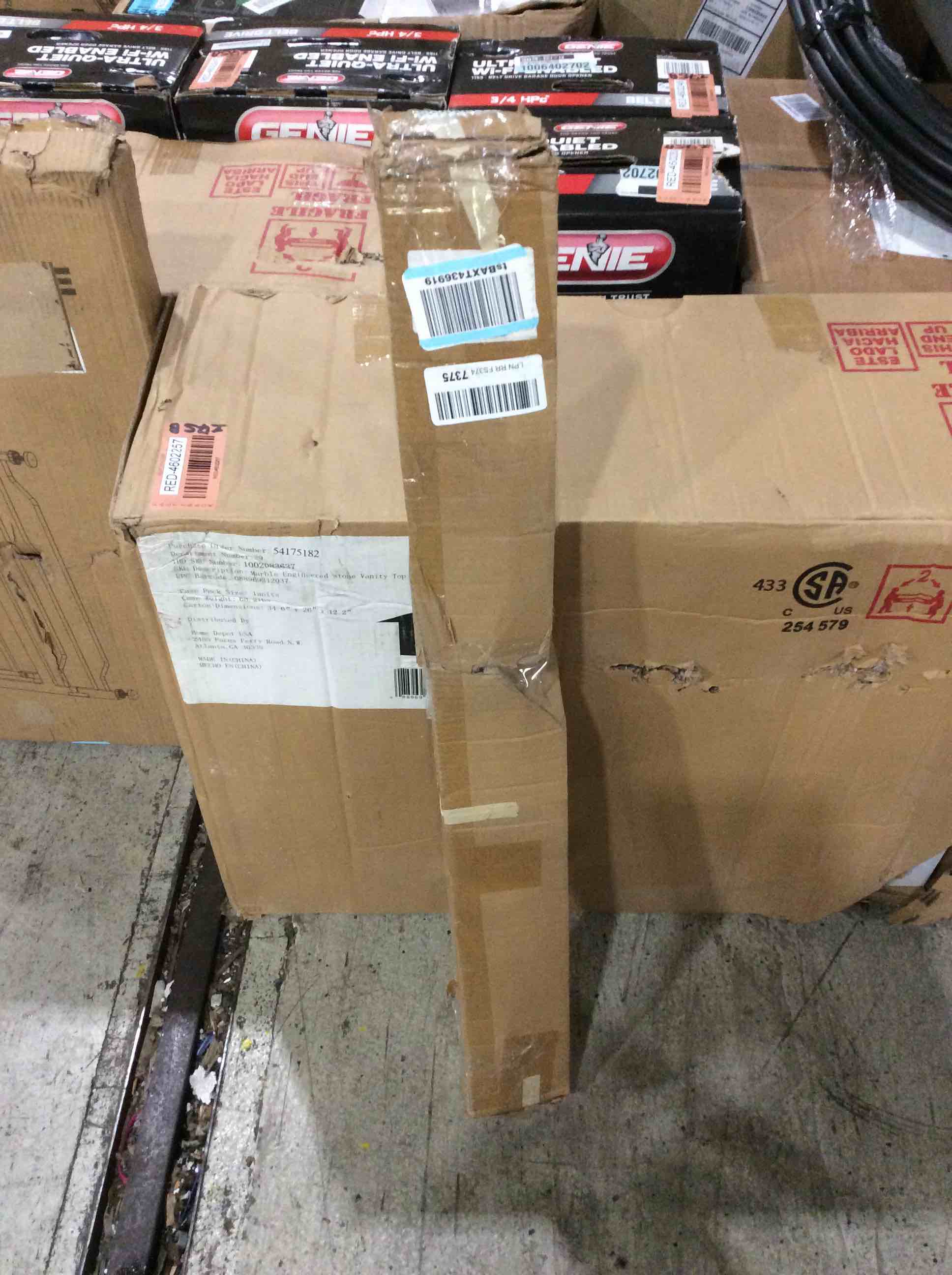 https://s3.amazonaws.com/lotting-images-prod/bidfta/RED4602259_1689957629986.jpeg