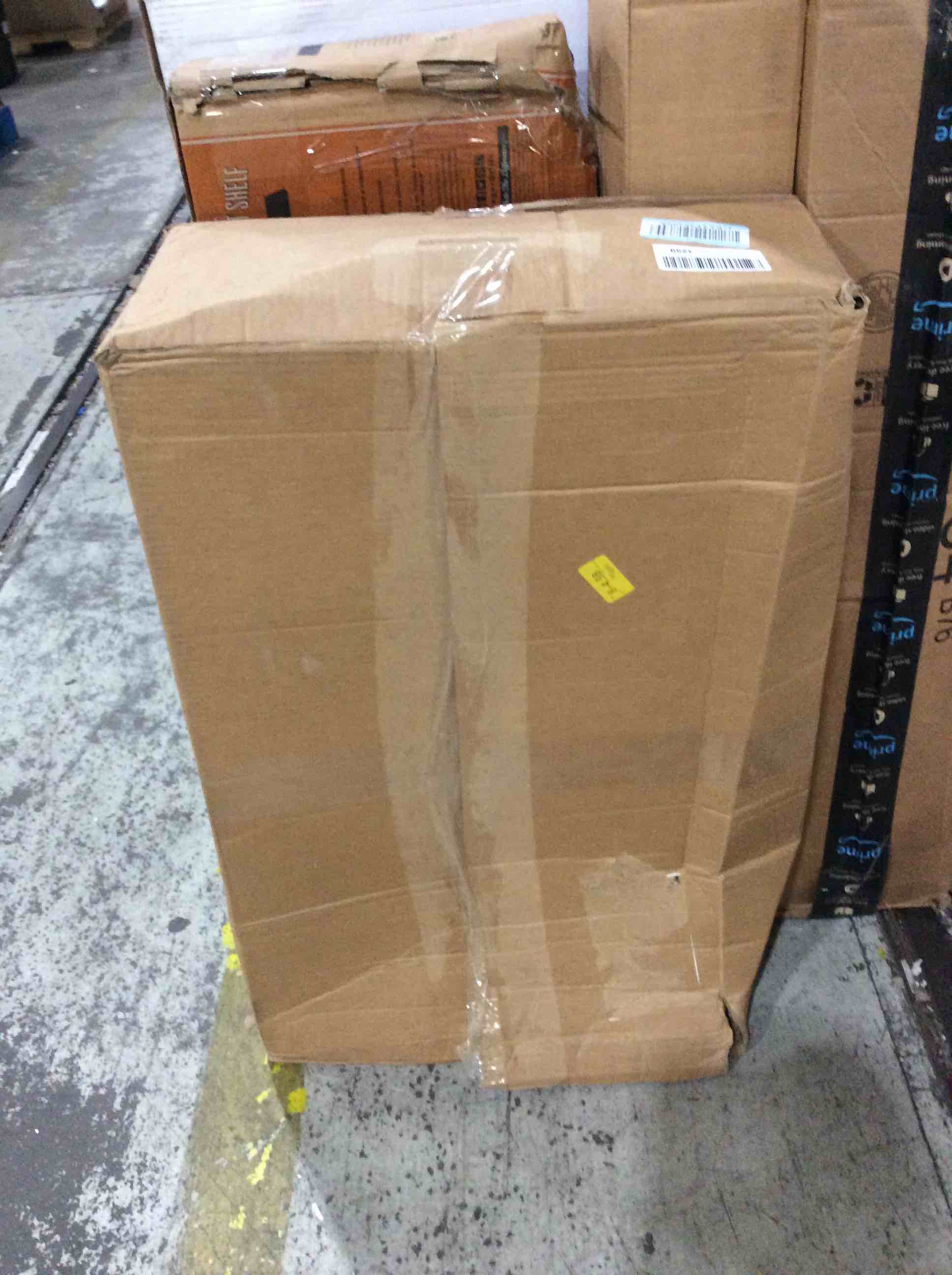 https://s3.amazonaws.com/lotting-images-prod/bidfta/RED4602264_1689958329931.jpeg