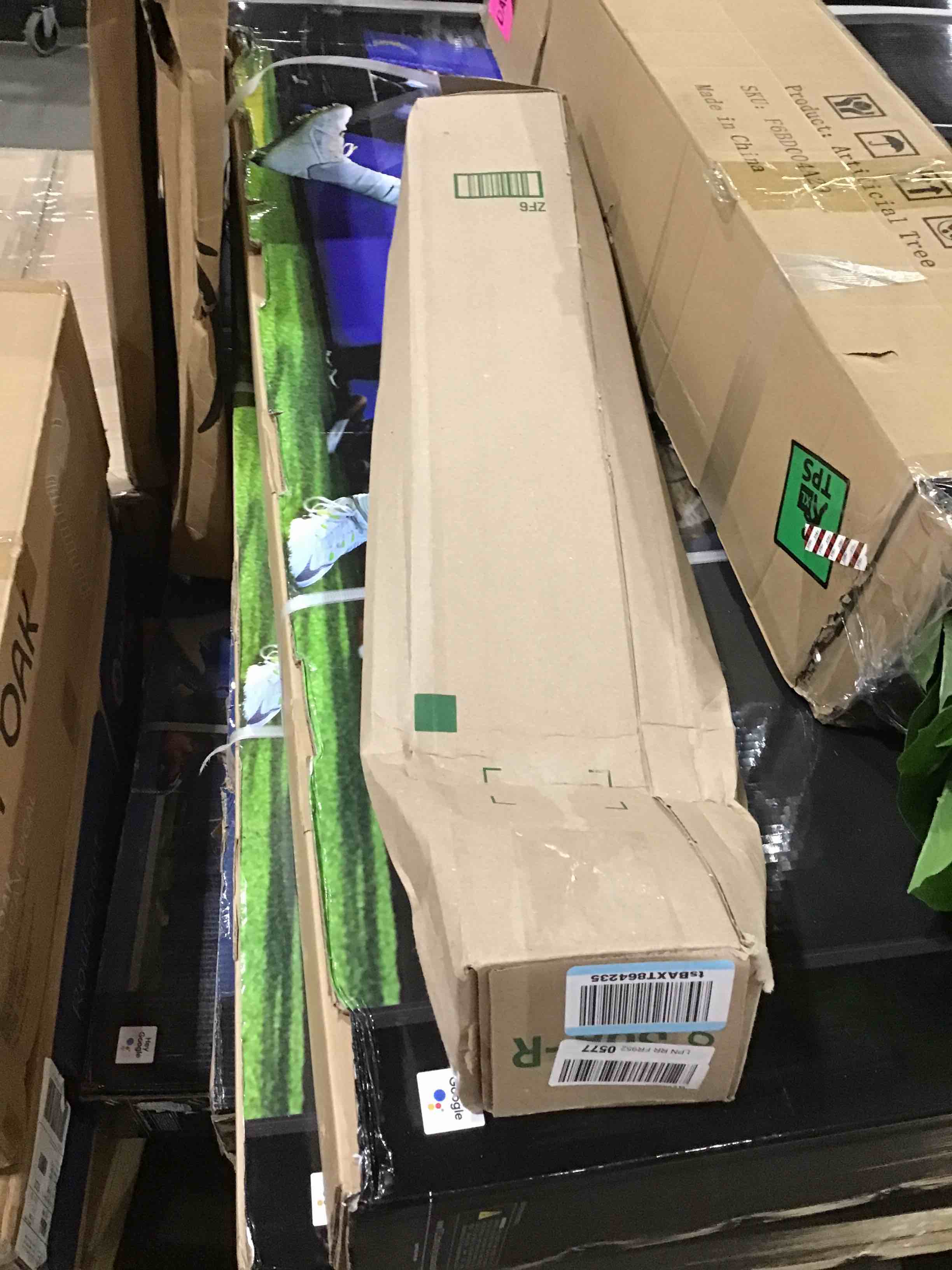 https://s3.amazonaws.com/lotting-images-prod/bidfta/RED4602794_1694012677586.jpeg
