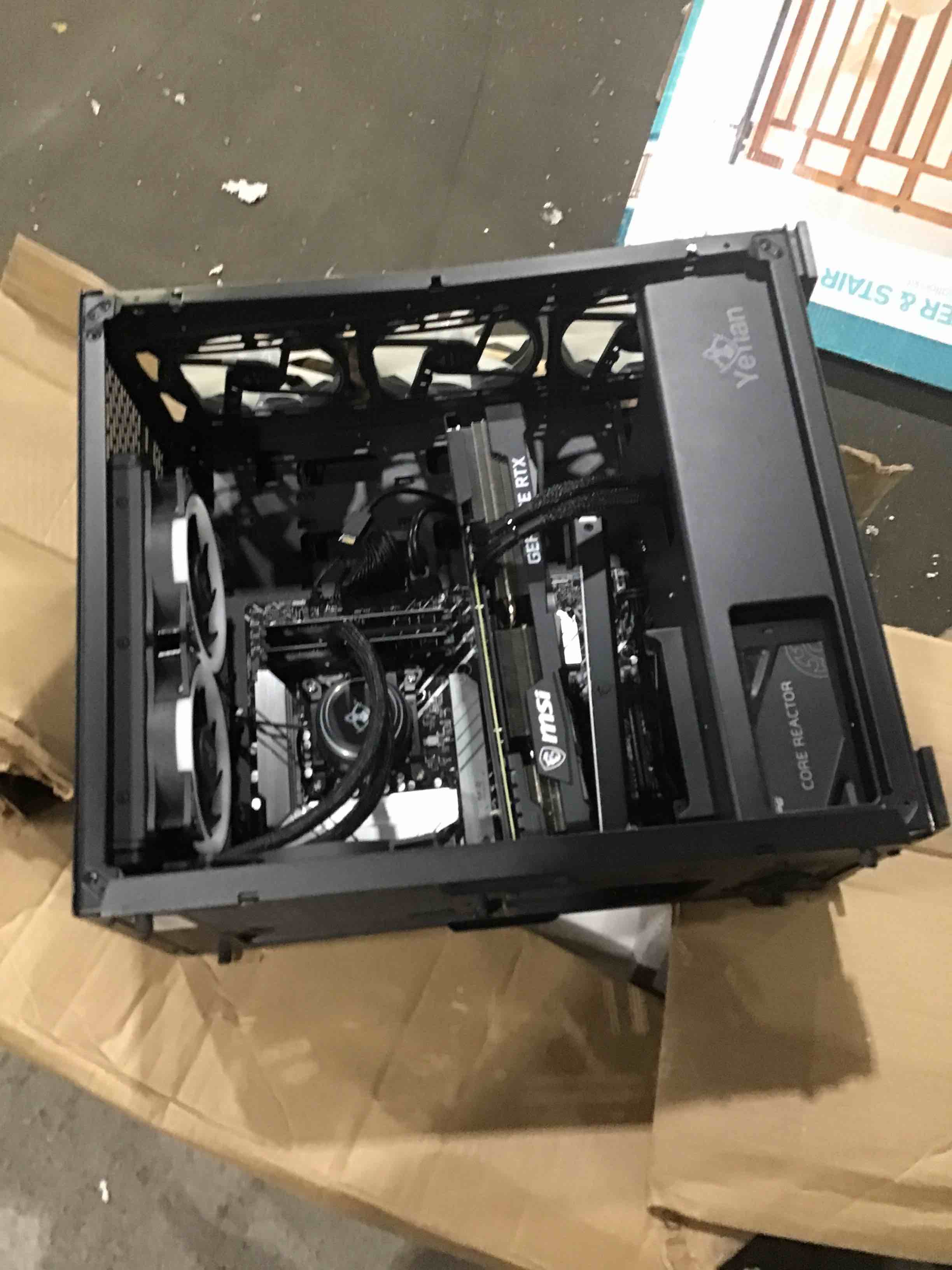 https://s3.amazonaws.com/lotting-images-prod/bidfta/RED4603282_1694546749753.jpeg