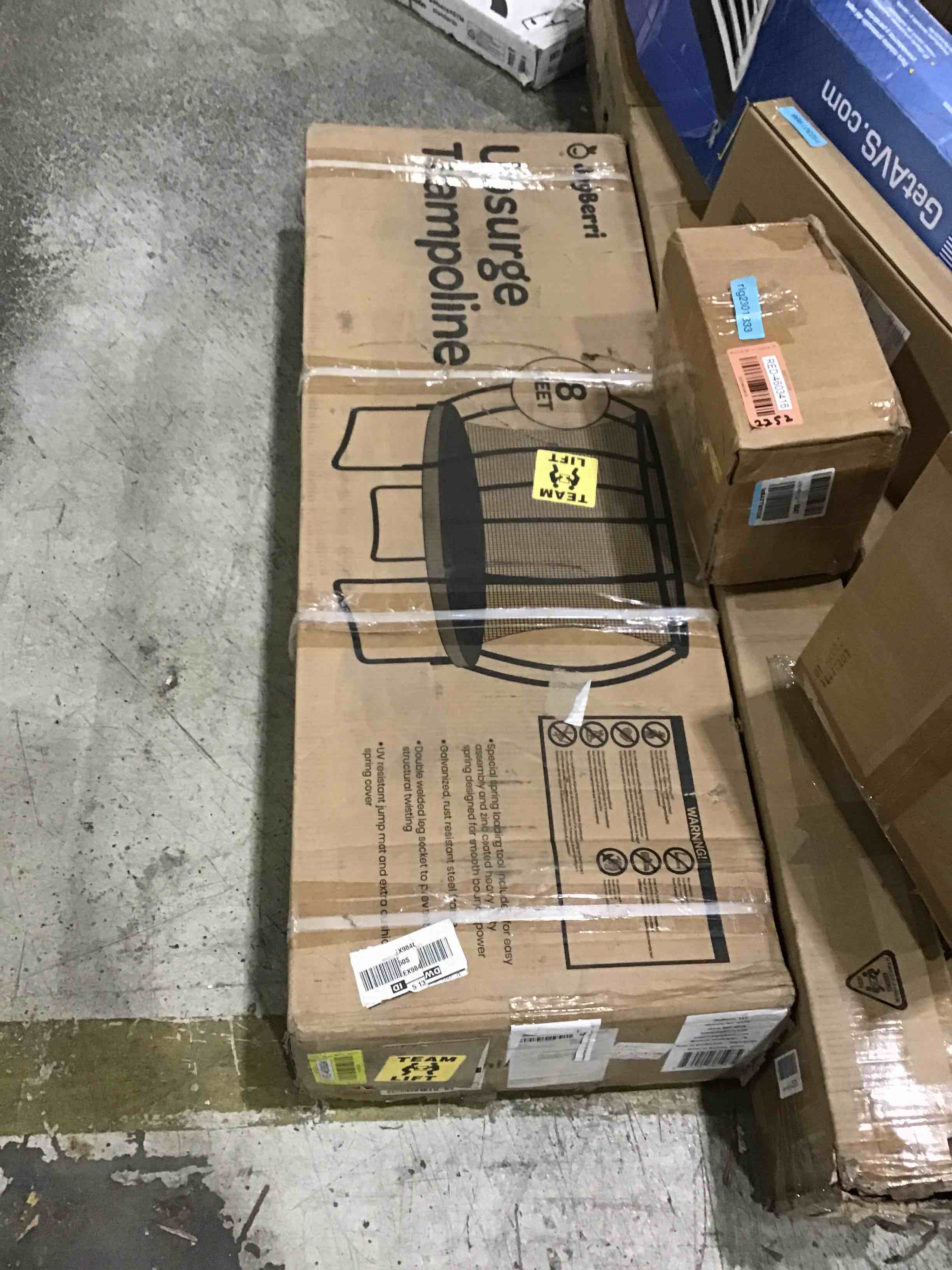 https://s3.amazonaws.com/lotting-images-prod/bidfta/RED4603424_1694703560373.jpeg