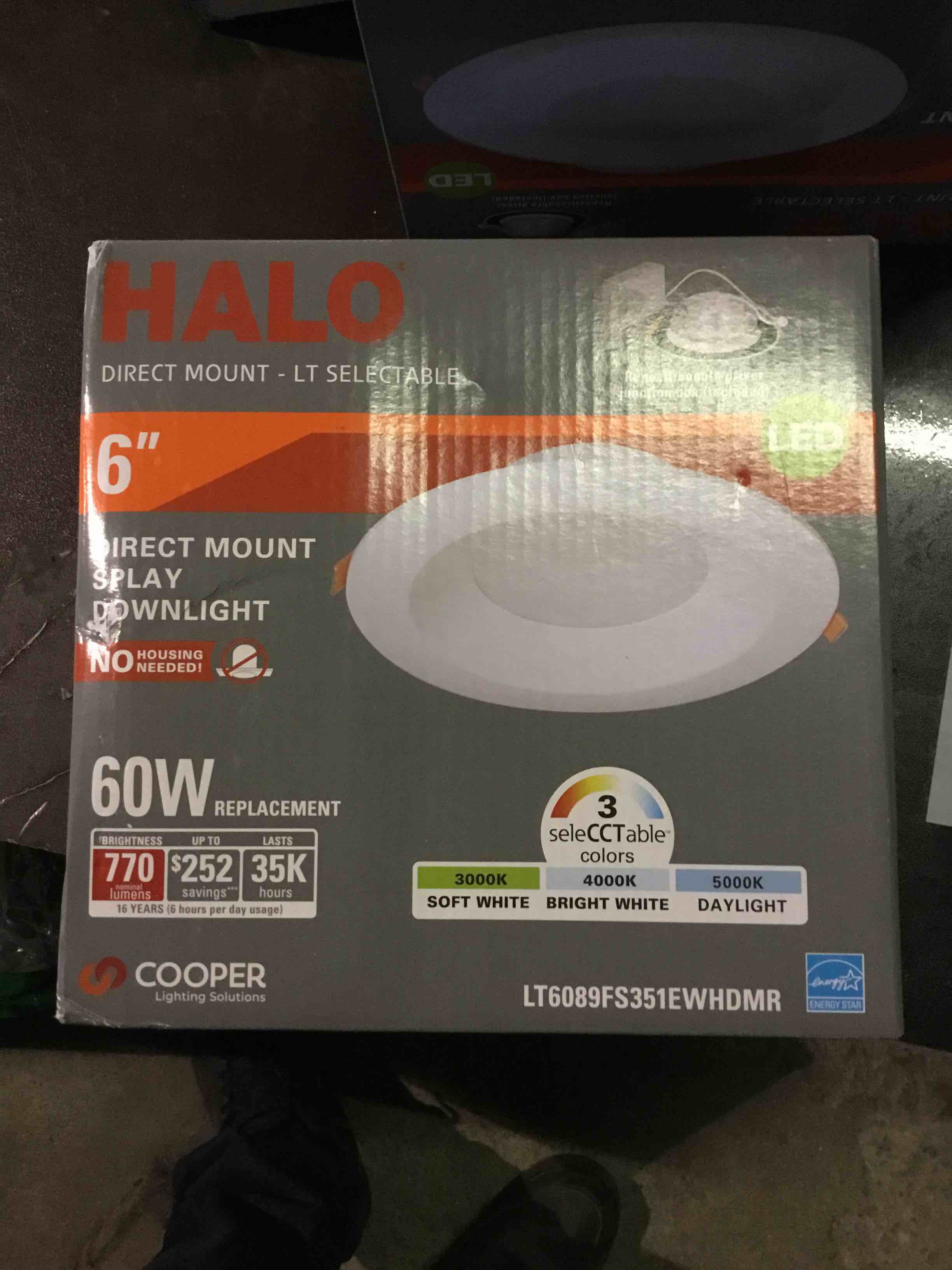https://s3.amazonaws.com/lotting-images-prod/bidfta/RED4614178_1702573013392.jpeg