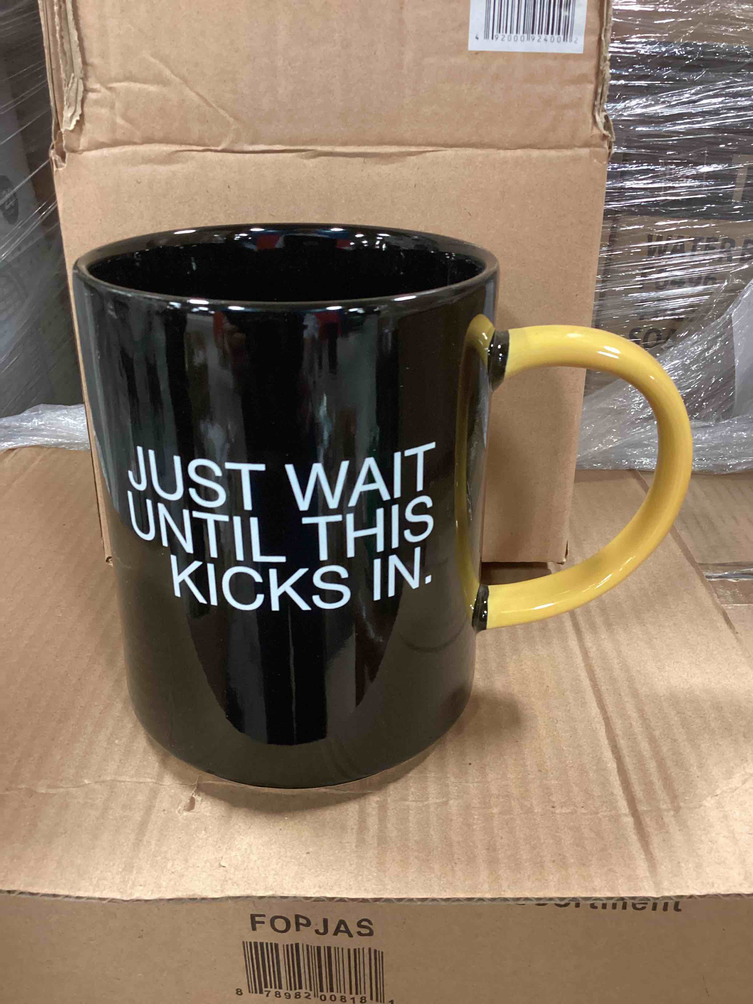 https://s3.amazonaws.com/lotting-images-prod/bidfta/RED4644489_1681482621222.jpeg