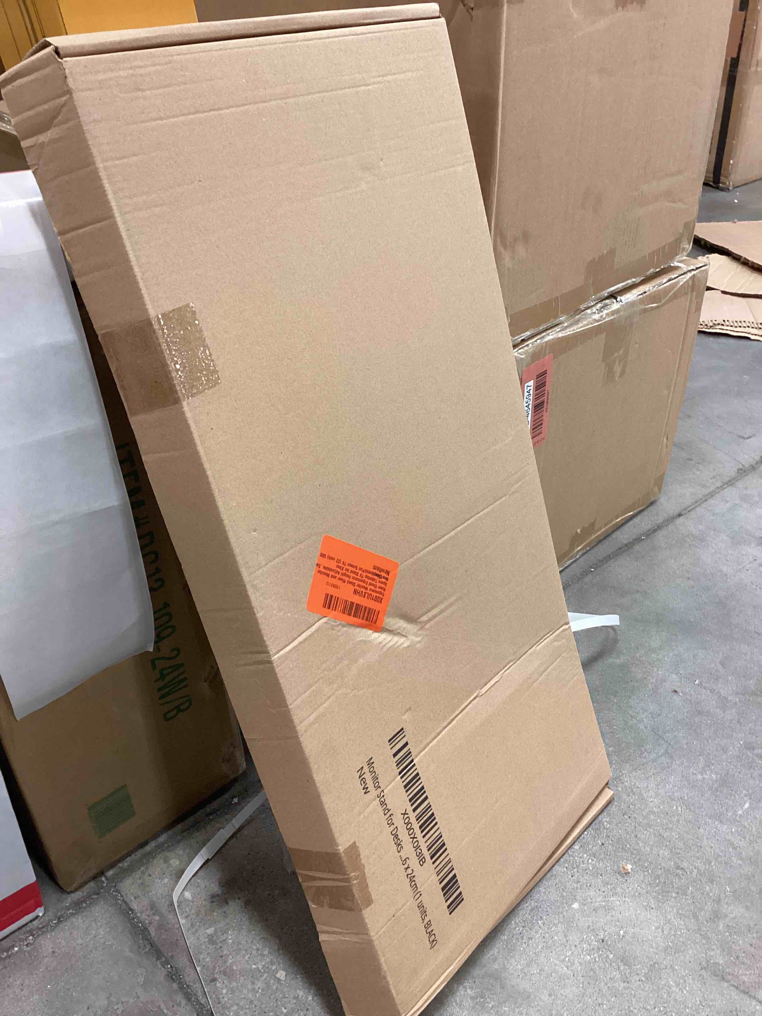 https://s3.amazonaws.com/lotting-images-prod/bidfta/RED4645948_1689688644195.jpeg