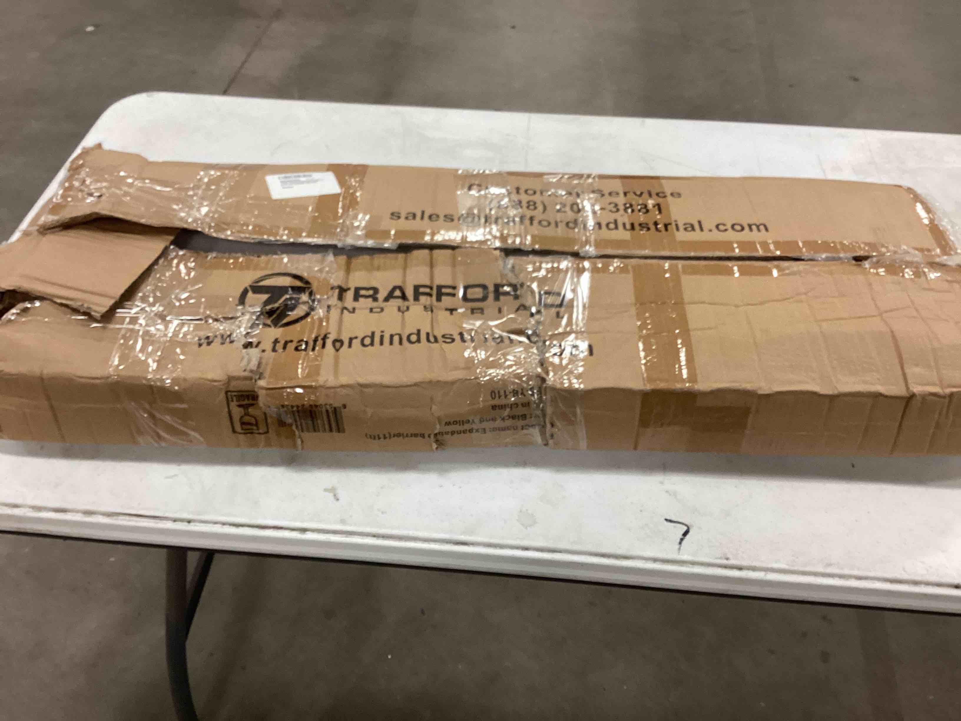 https://s3.amazonaws.com/lotting-images-prod/bidfta/RED4645963_1689694408128.jpeg