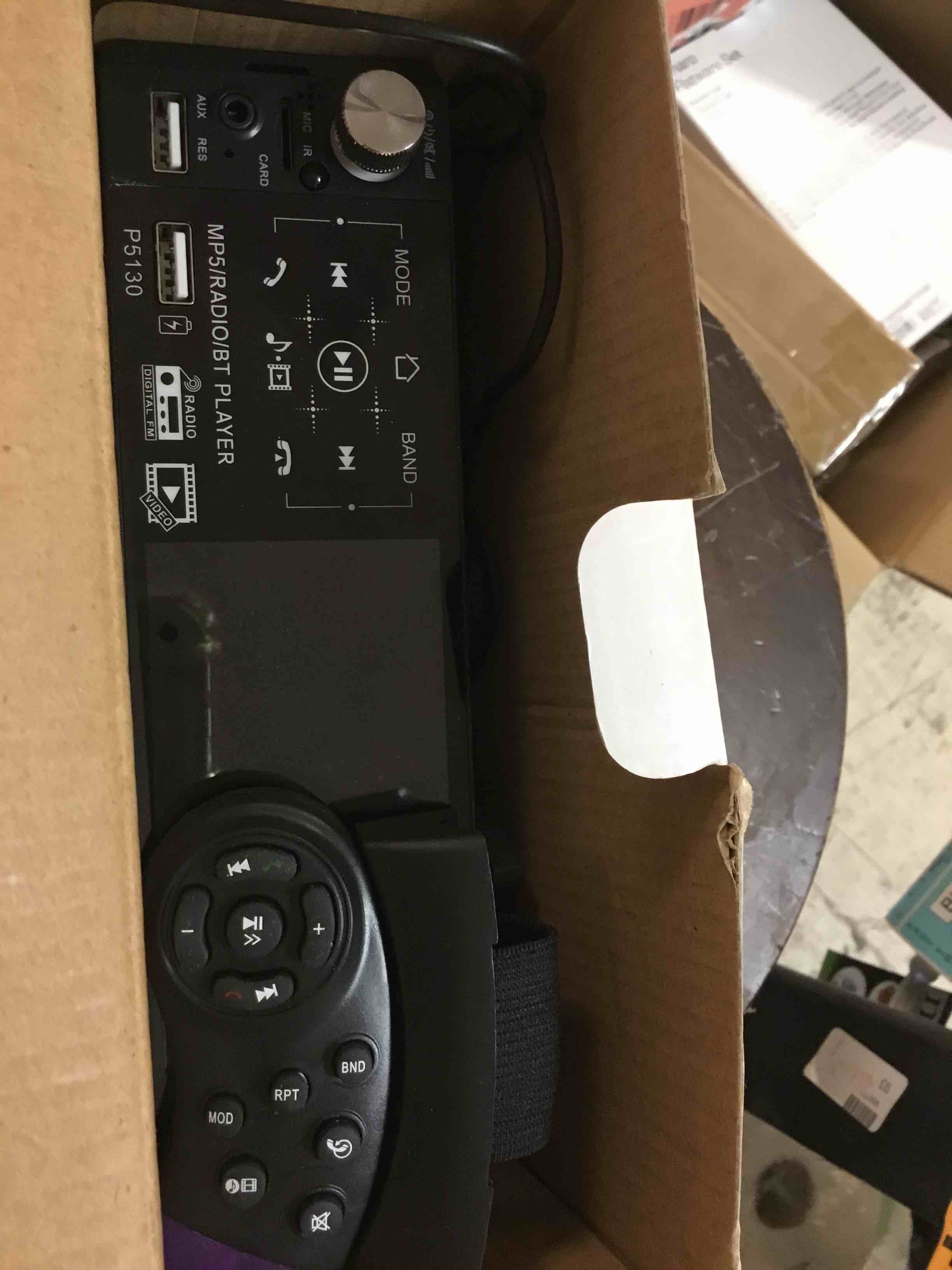 https://s3.amazonaws.com/lotting-images-prod/bidfta/RED4700301_1689188507768.jpeg