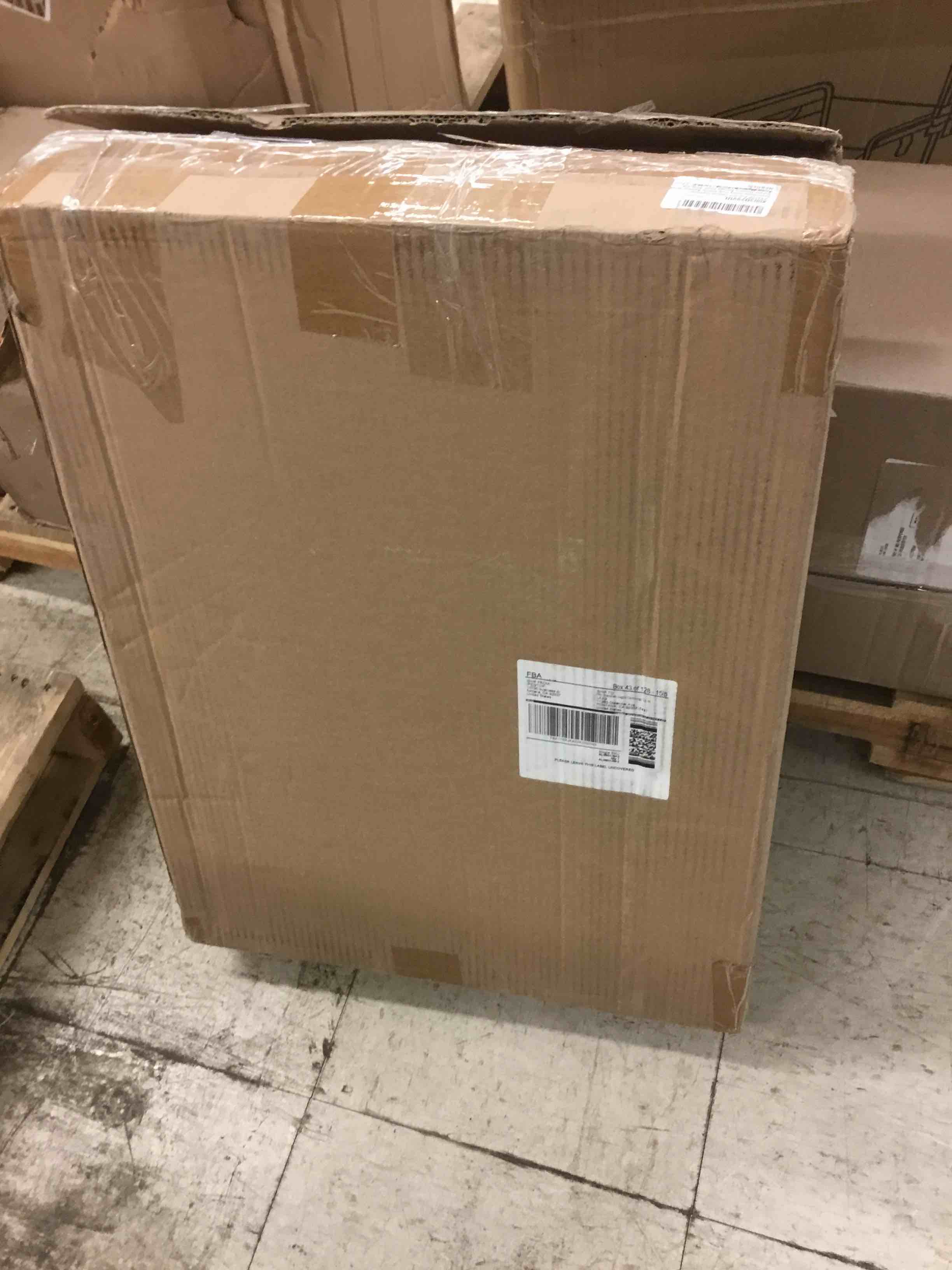 https://s3.amazonaws.com/lotting-images-prod/bidfta/RED4701063_1696957768328.jpeg