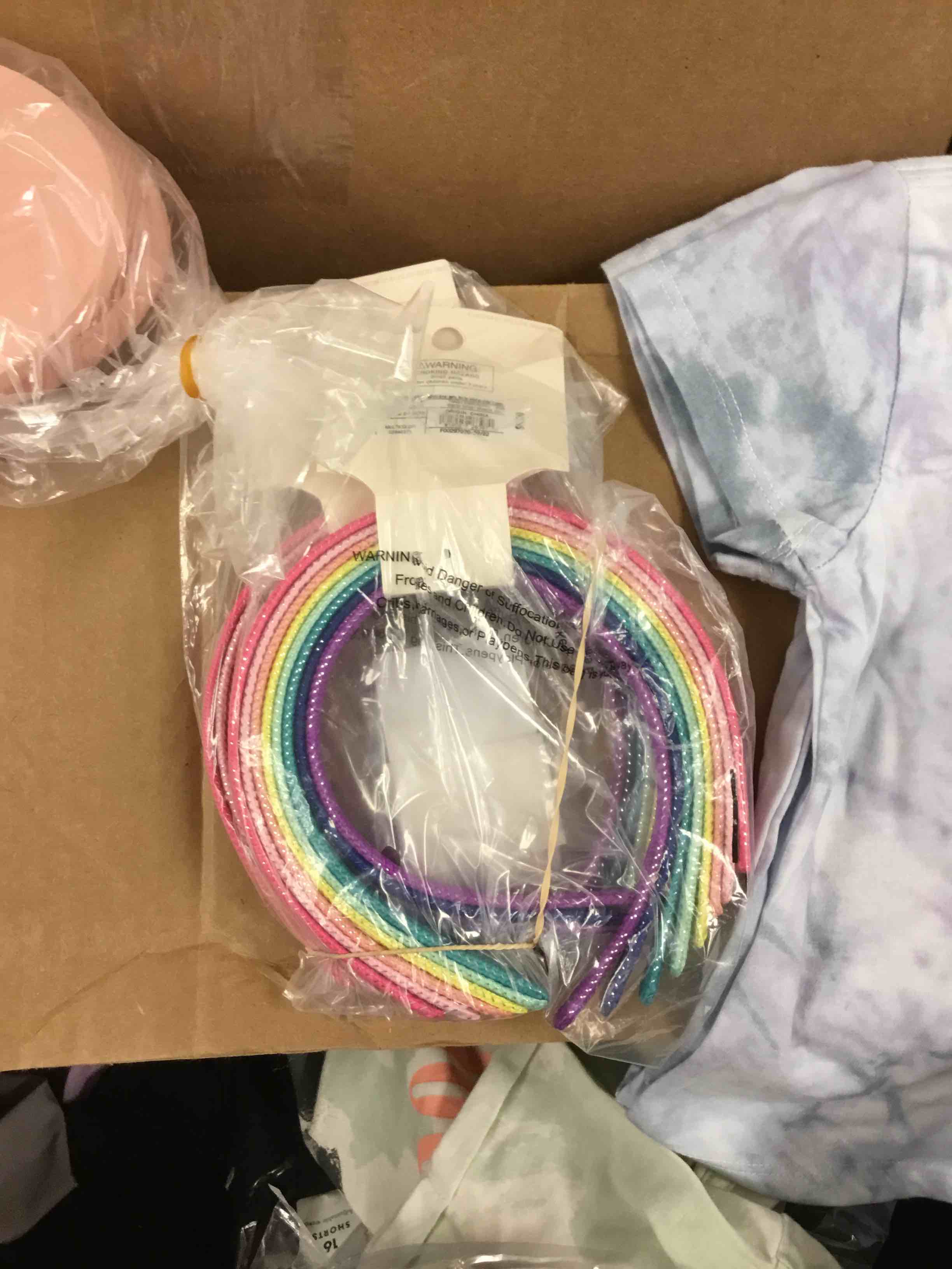 https://s3.amazonaws.com/lotting-images-prod/bidfta/RED4701779_1691081523008.jpeg