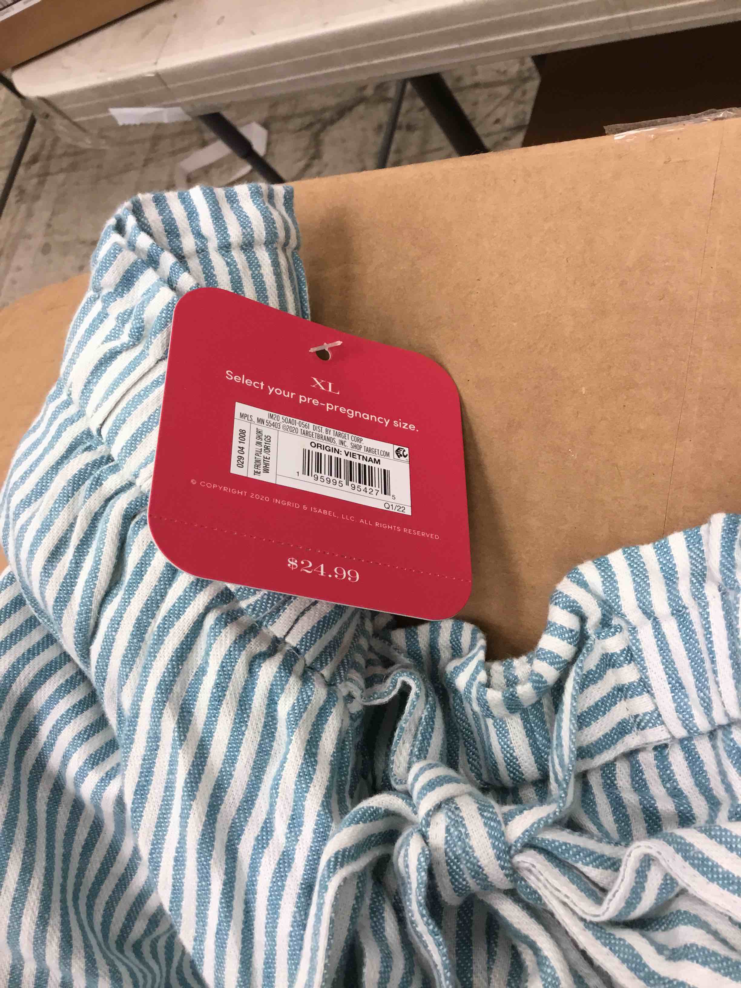https://s3.amazonaws.com/lotting-images-prod/bidfta/RED4701860_1691091218298.jpeg
