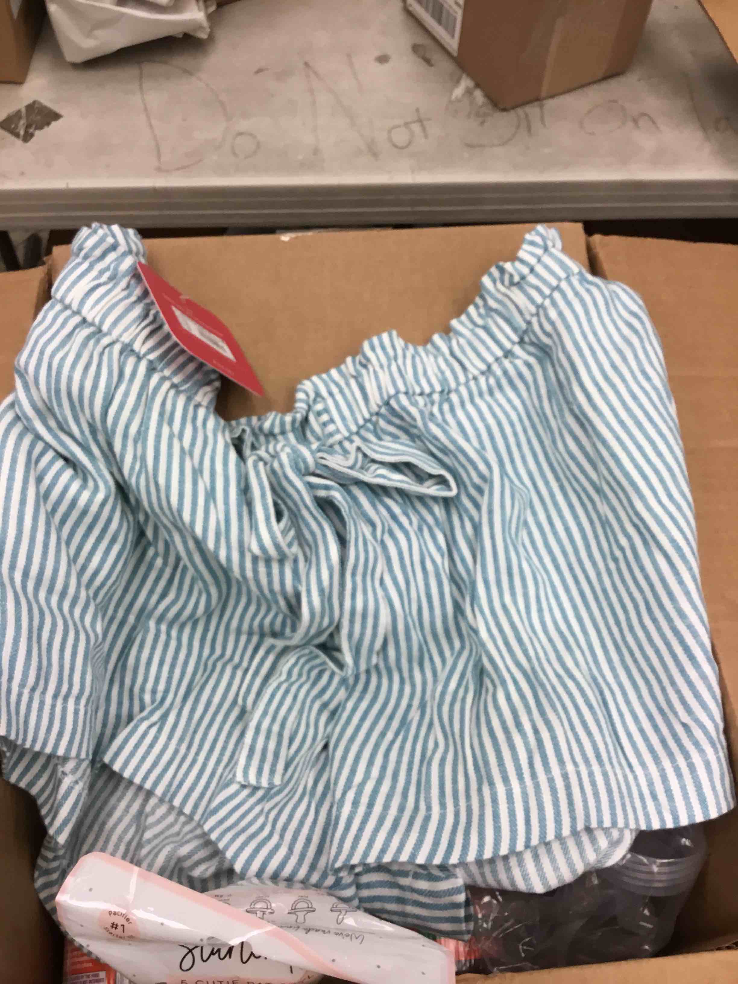 https://s3.amazonaws.com/lotting-images-prod/bidfta/RED4701860_1691091220591.jpeg