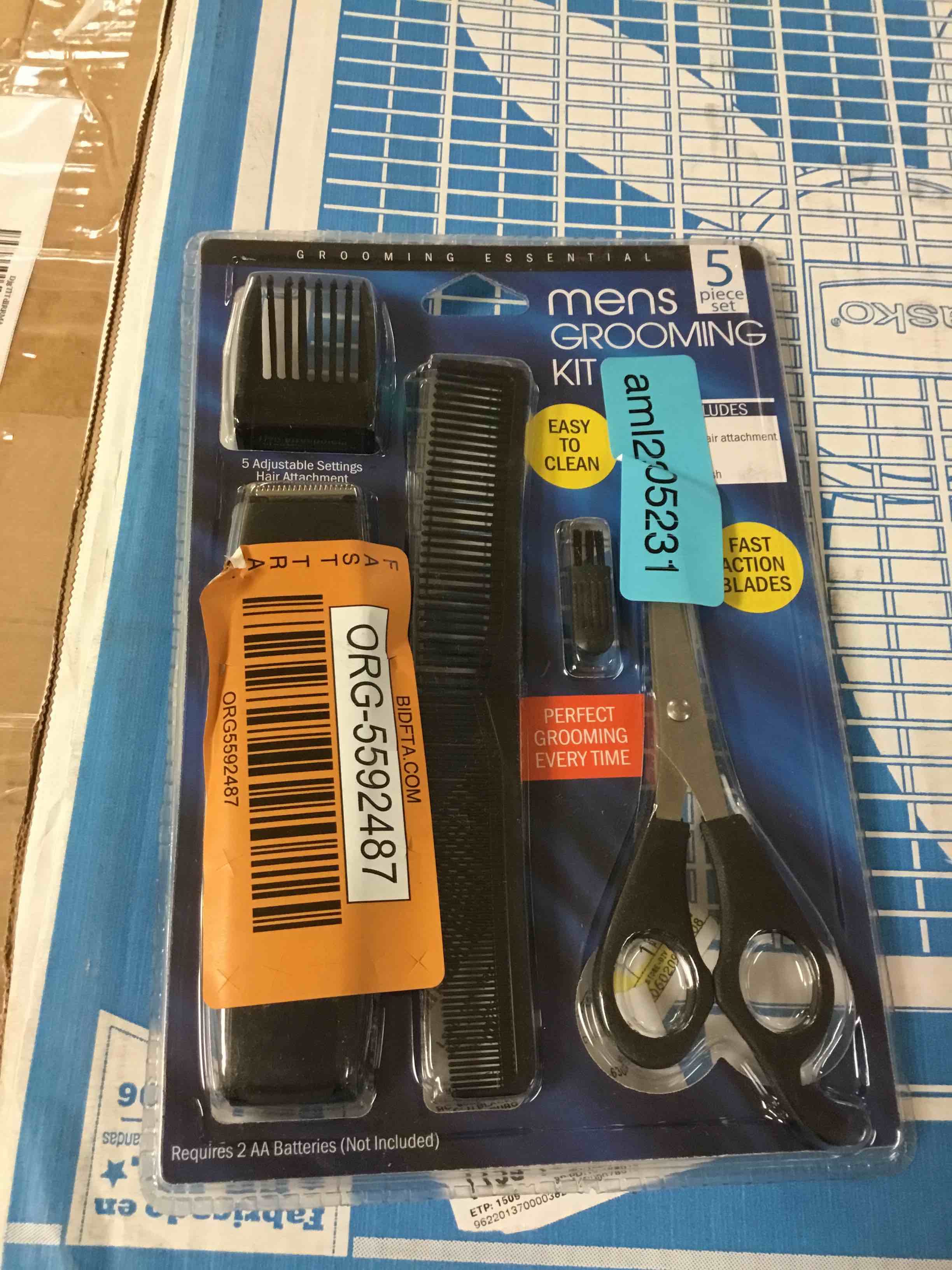 https://s3.amazonaws.com/lotting-images-prod/bidfta/RED4703397_1703256474183.jpeg