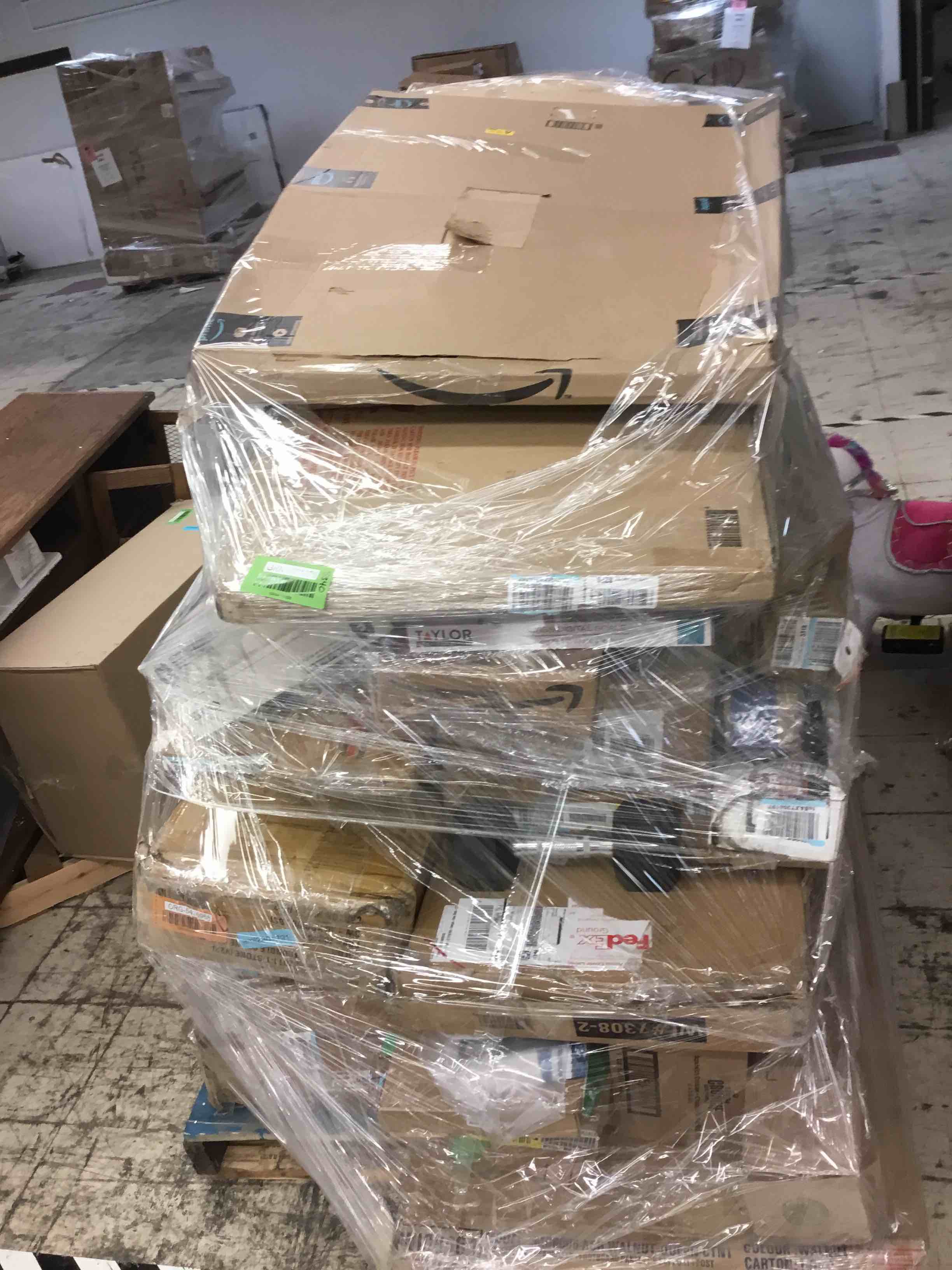 https://s3.amazonaws.com/lotting-images-prod/bidfta/RED4703416_1703262748692.jpeg
