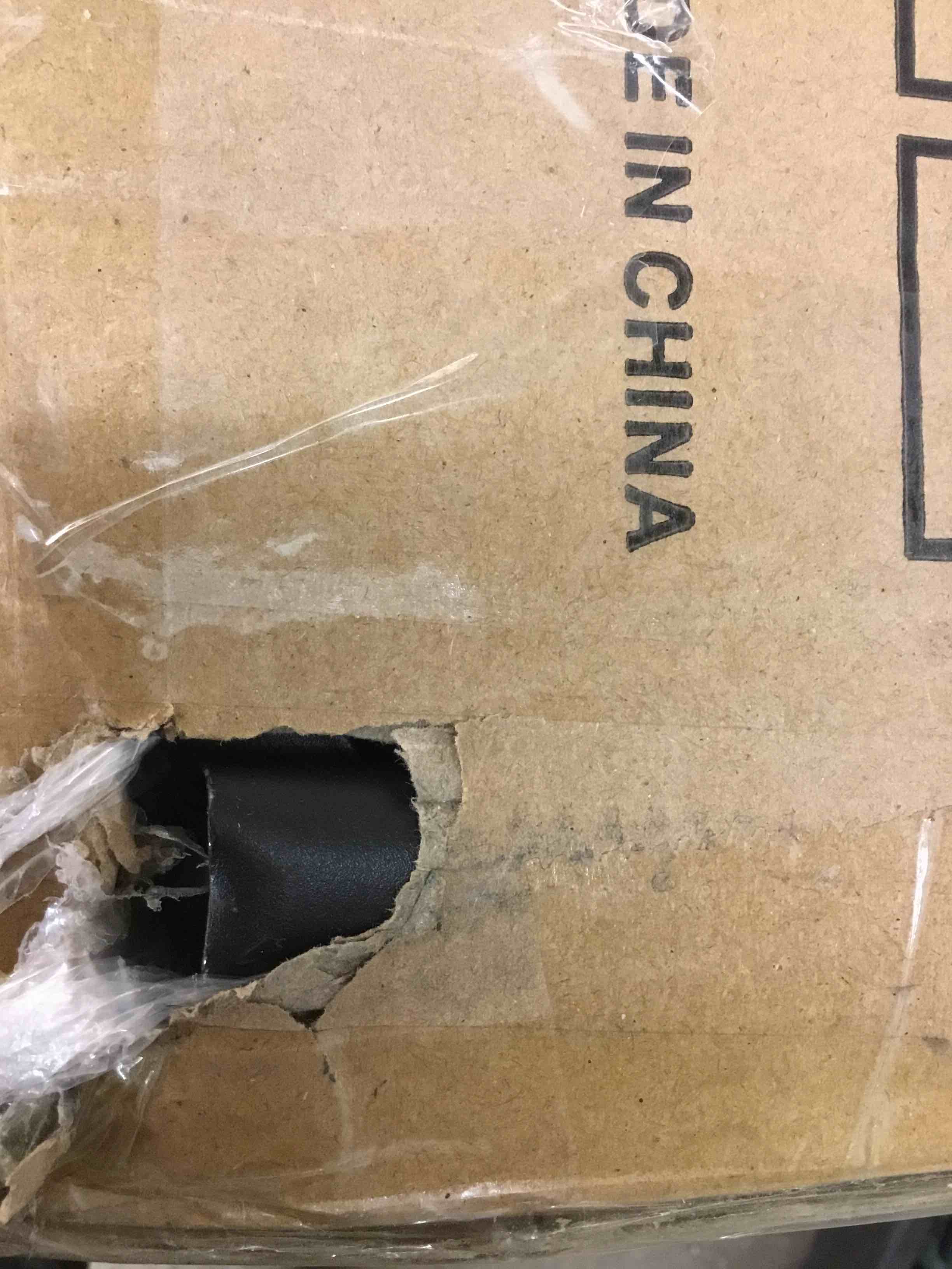 https://s3.amazonaws.com/lotting-images-prod/bidfta/RED4704332_1708361410552.jpeg
