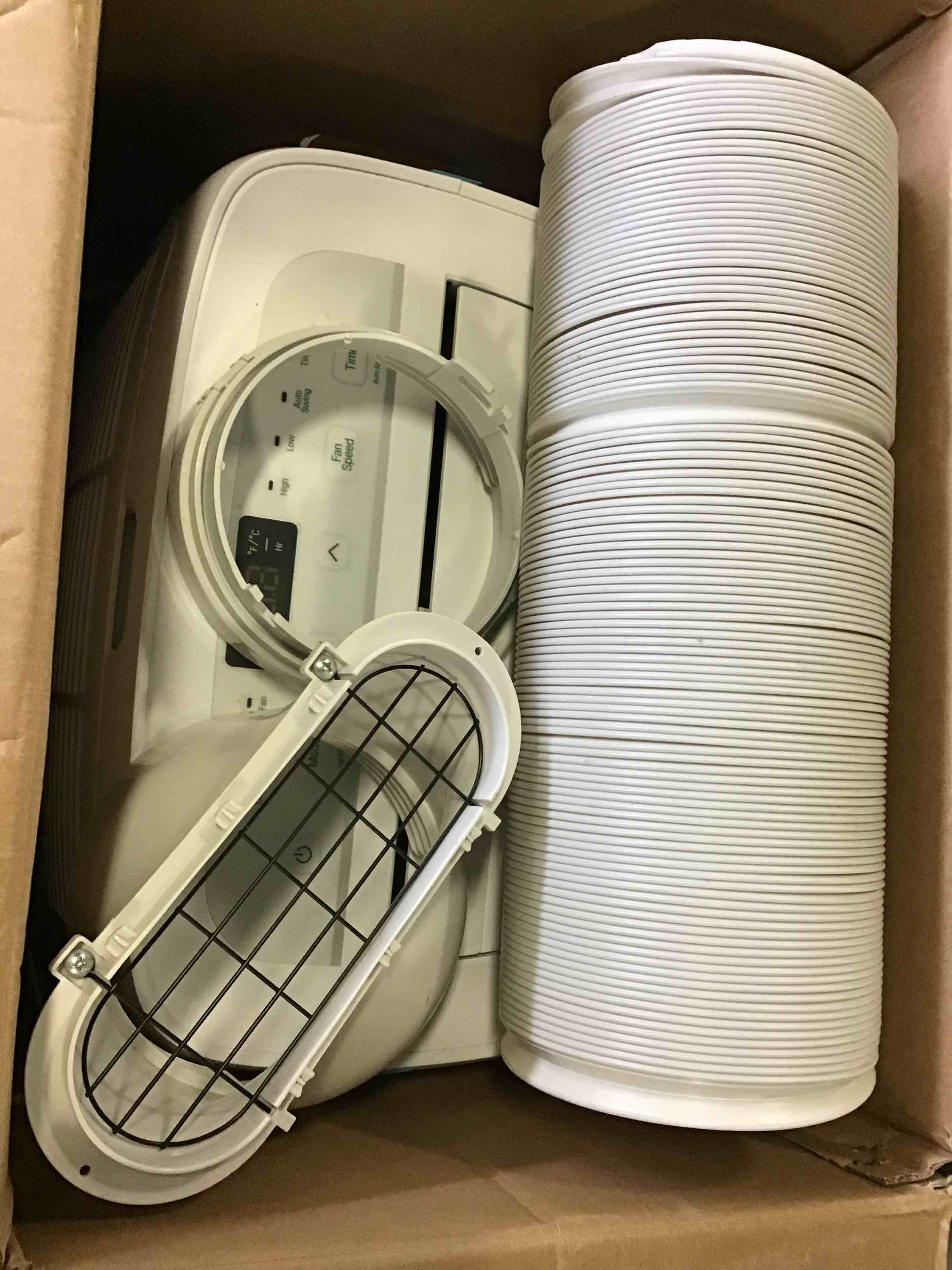 https://s3.amazonaws.com/lotting-images-prod/bidfta/RED4714983_1684429107133.jpeg